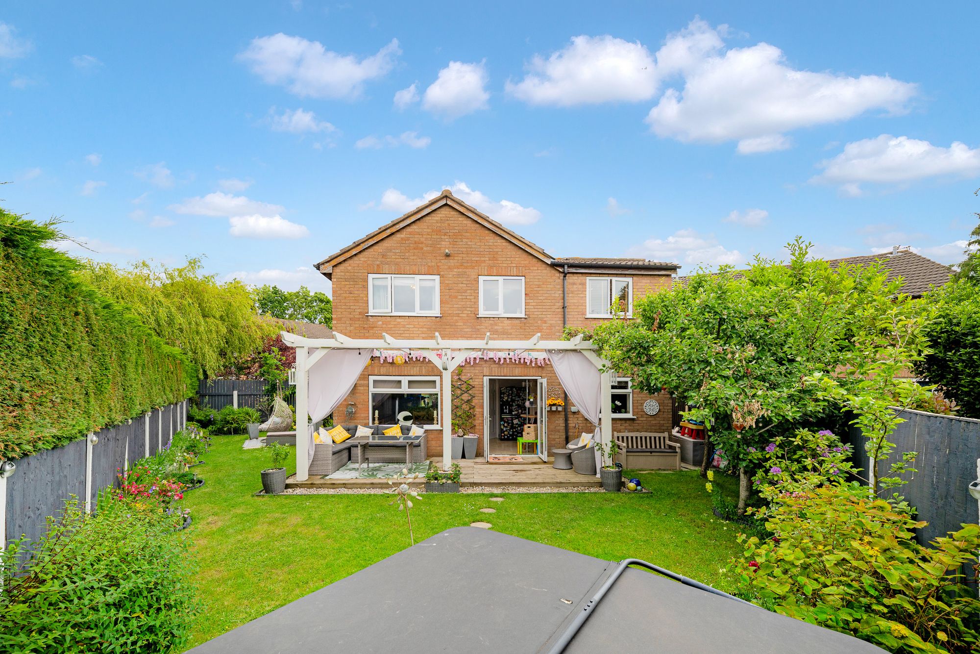 Simonside, Widnes, WA8