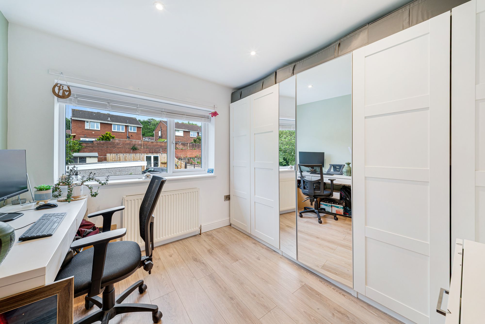 Clayton Crescent, Runcorn, WA7