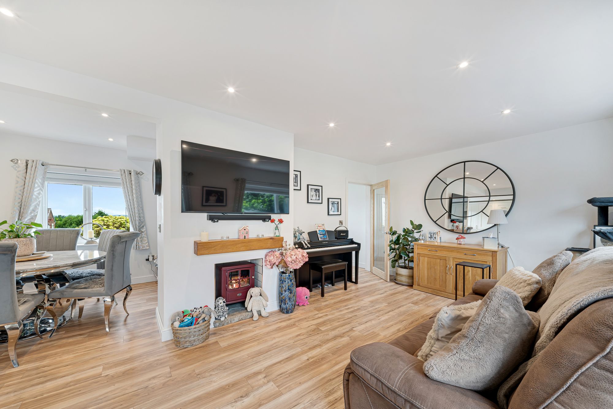 Clayton Crescent, Runcorn, WA7