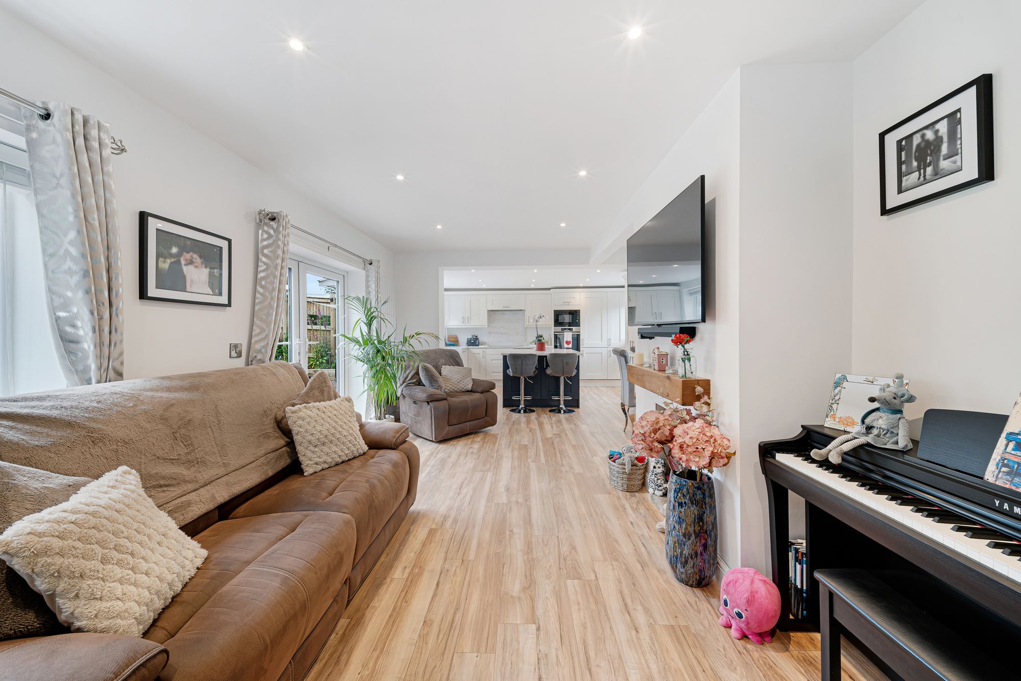 Clayton Crescent, Runcorn, WA7