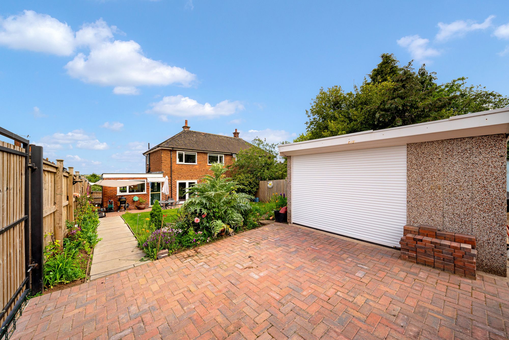 Clayton Crescent, Runcorn, WA7