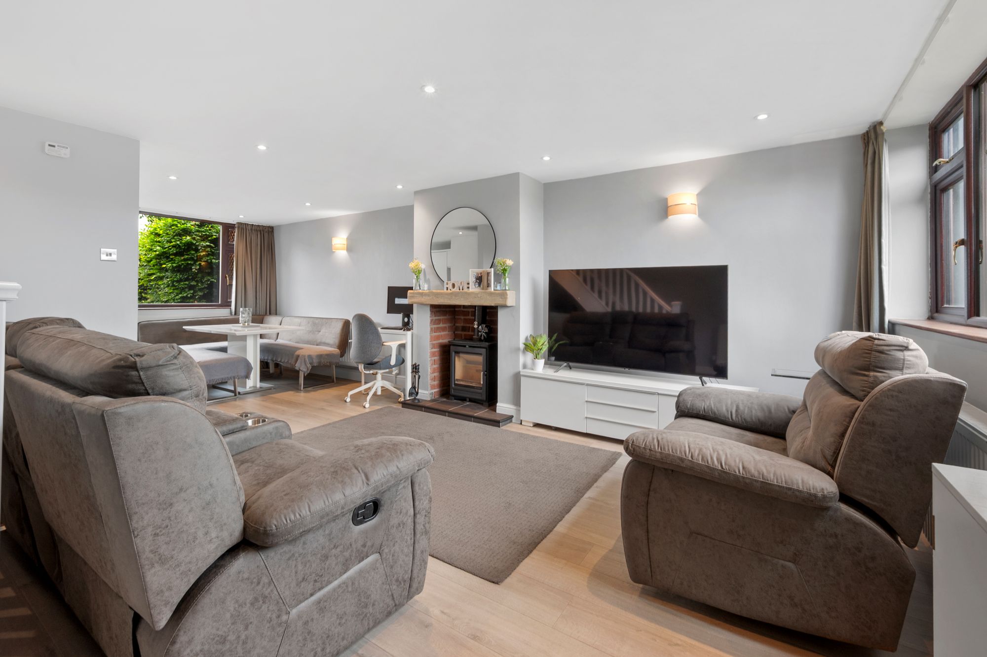 Broadway, Eccleston, WA10