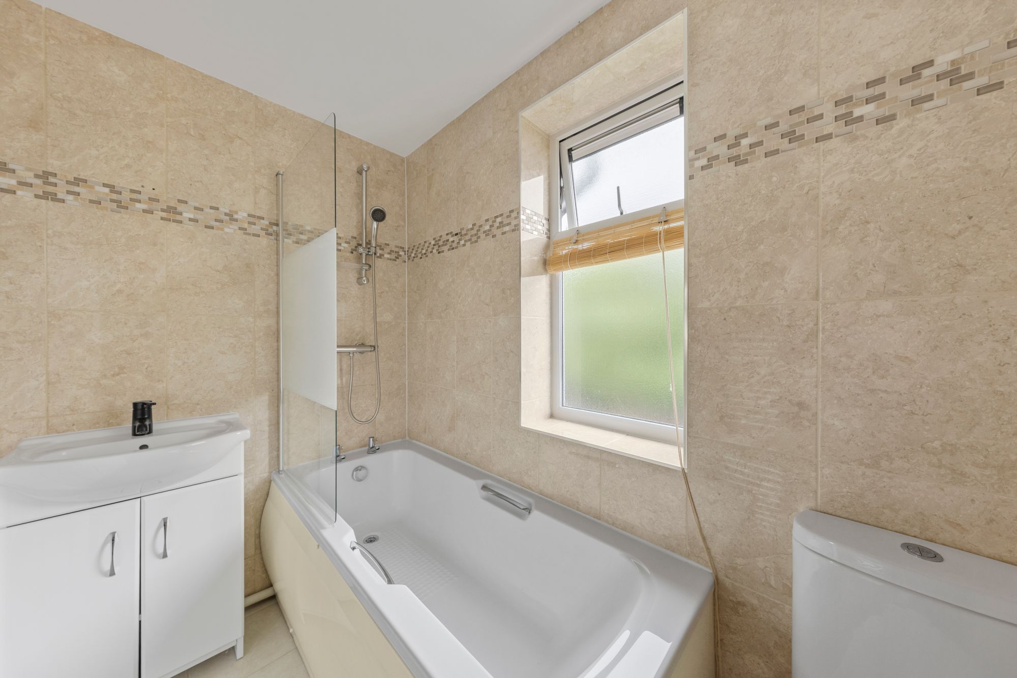 Chantler Avenue, Warrington, WA4