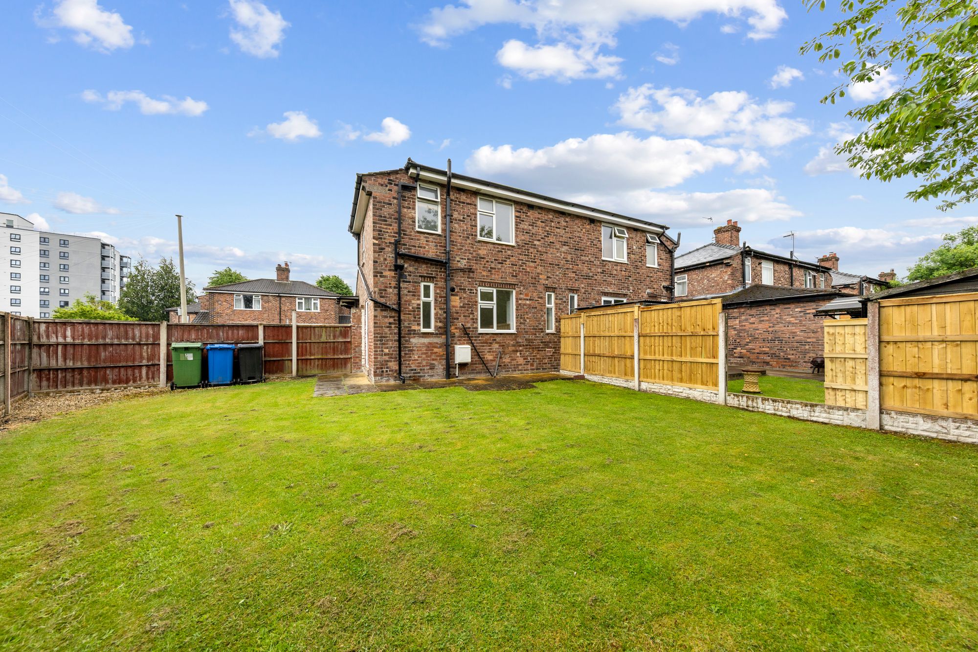 Chantler Avenue, Warrington, WA4