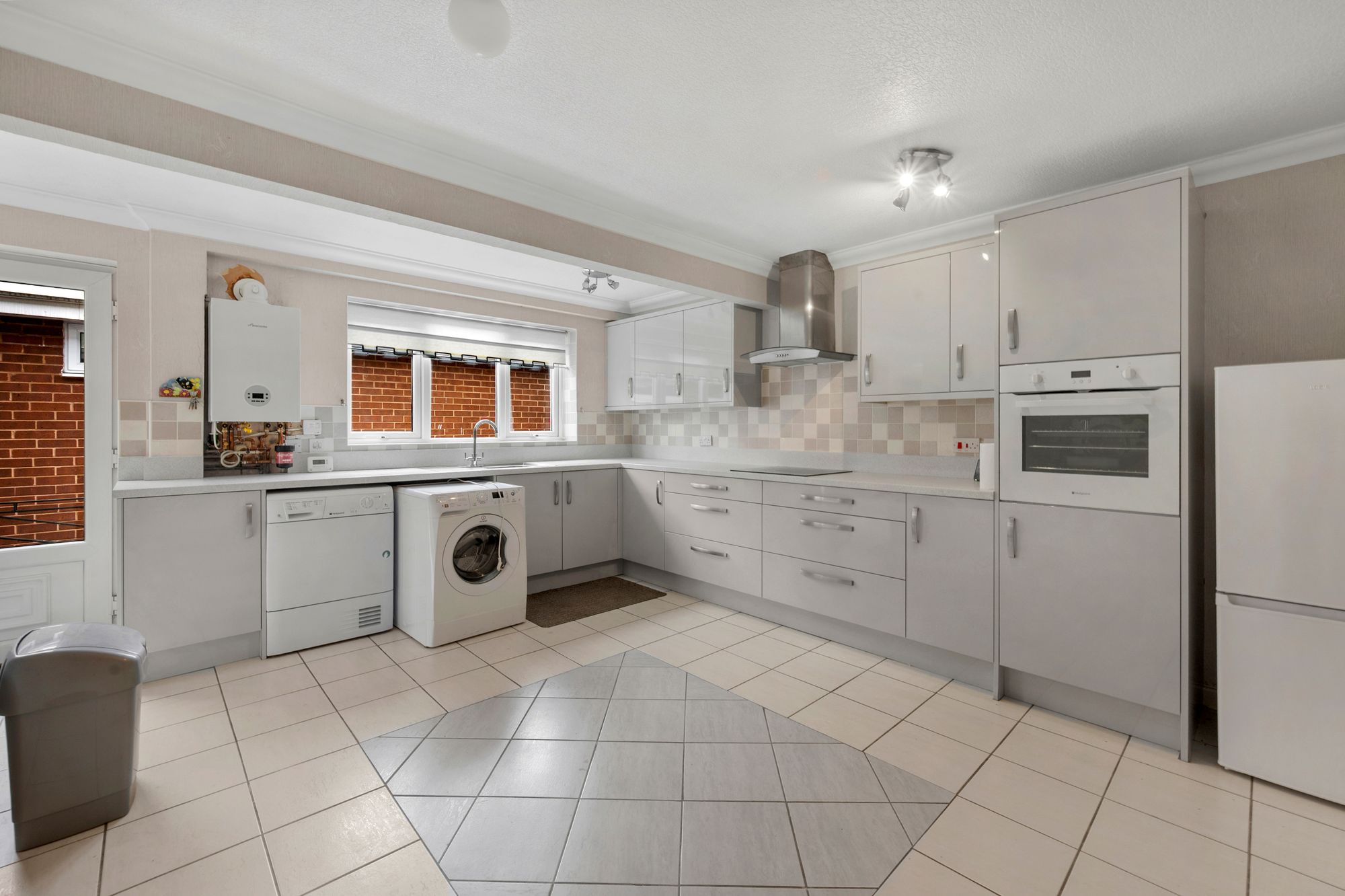 Saffron Close, Padgate, WA2