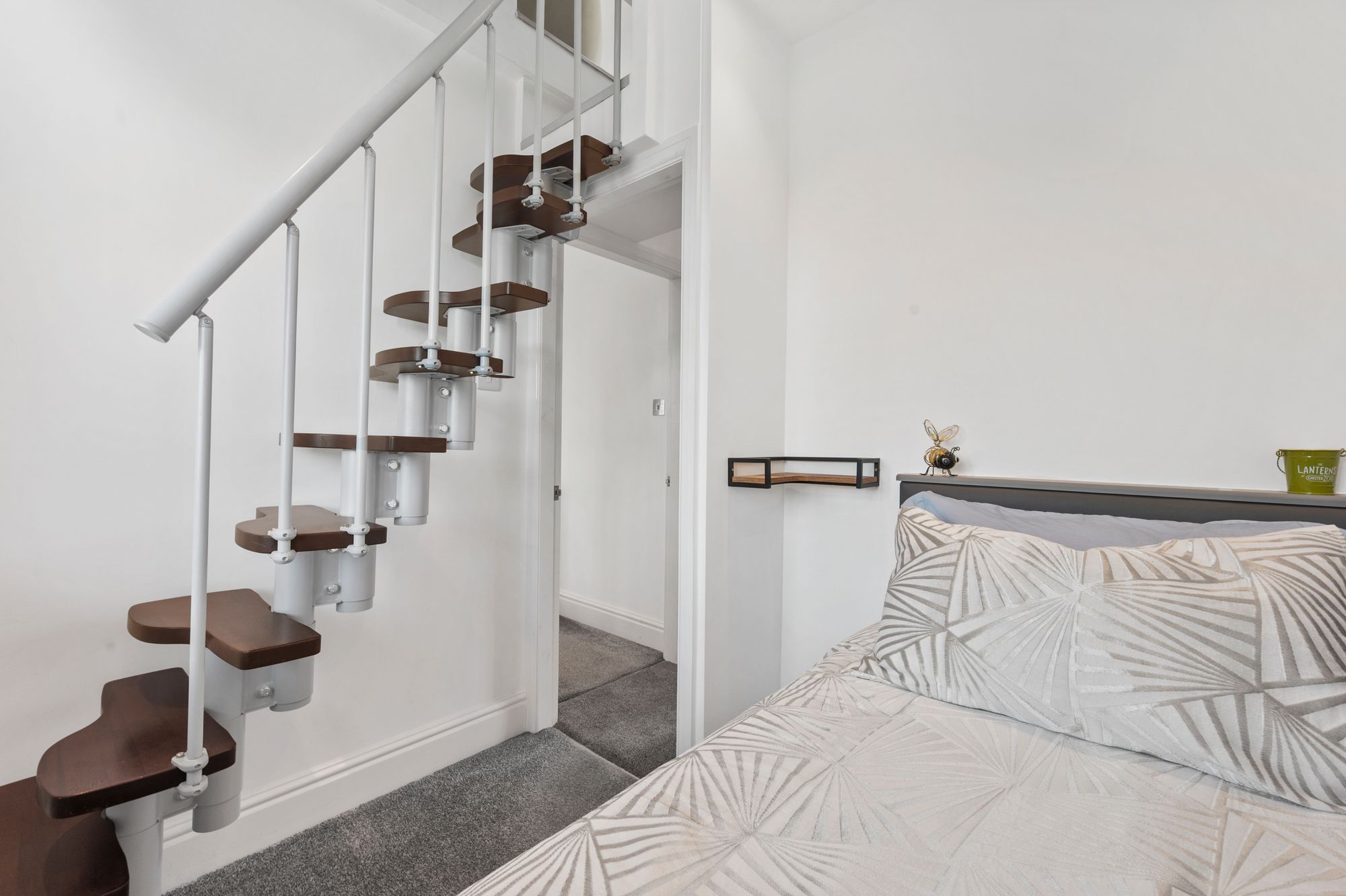 Rose Avenue, Irlam, M44