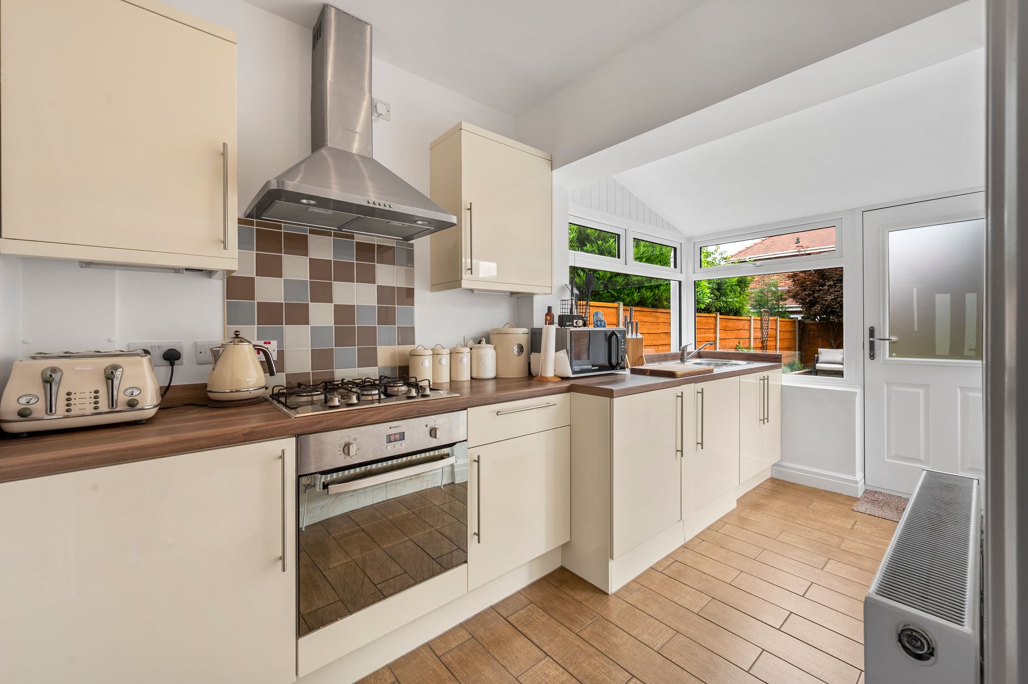 Rose Avenue, Irlam, M44