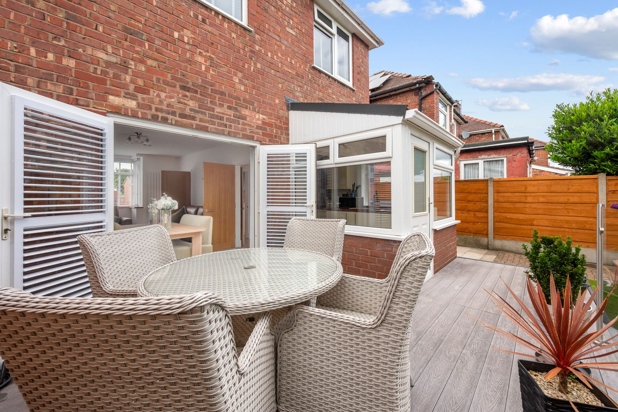 Rose Avenue, Irlam, M44