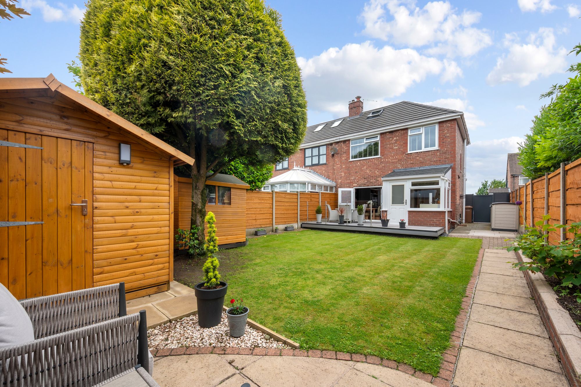 Rose Avenue, Irlam, M44
