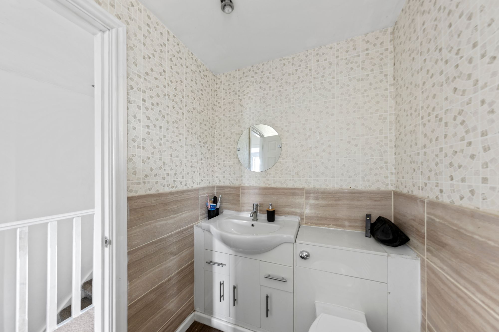 Waltham Avenue, Glazebury, WA3
