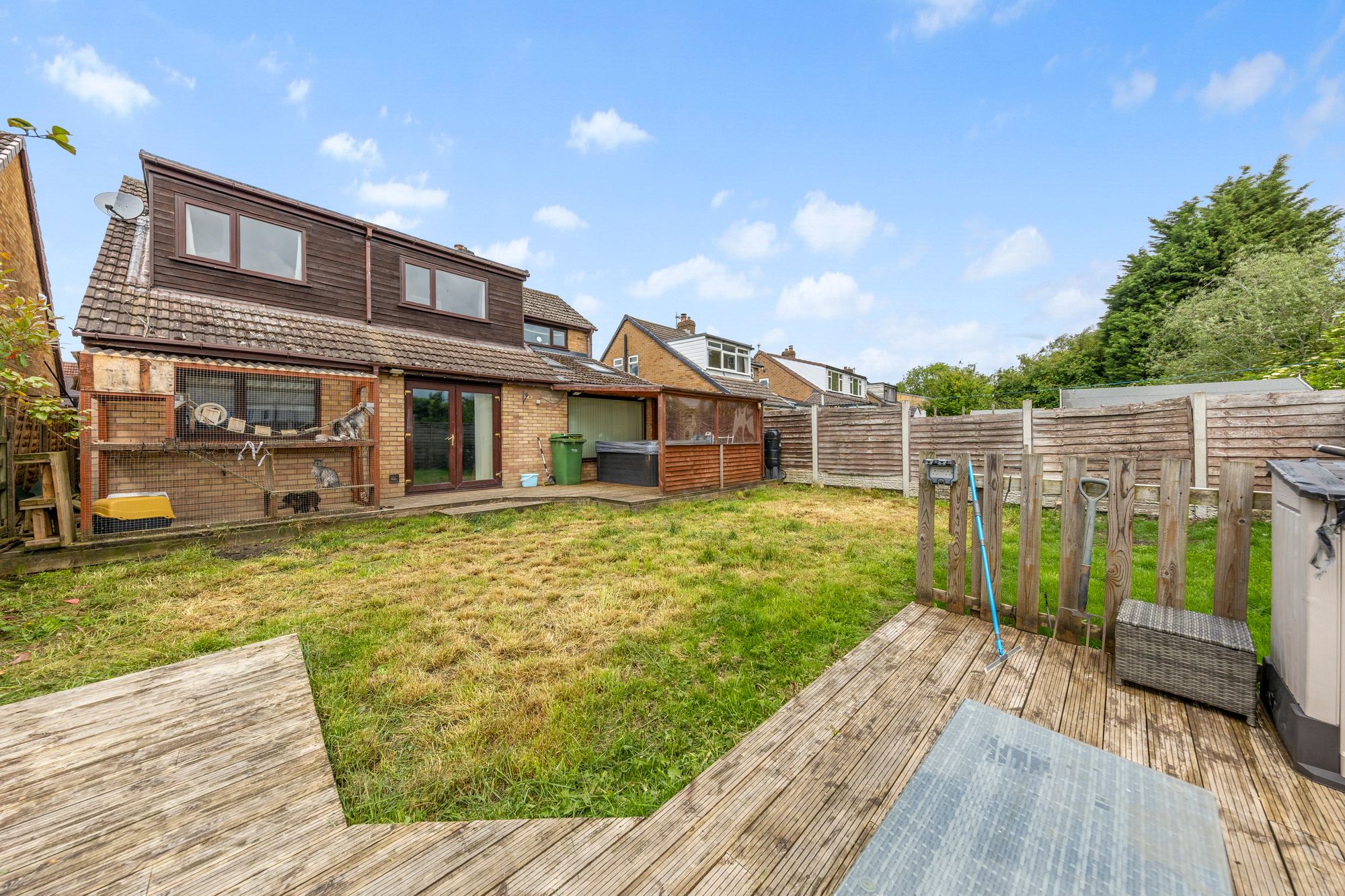 Waltham Avenue, Glazebury, WA3