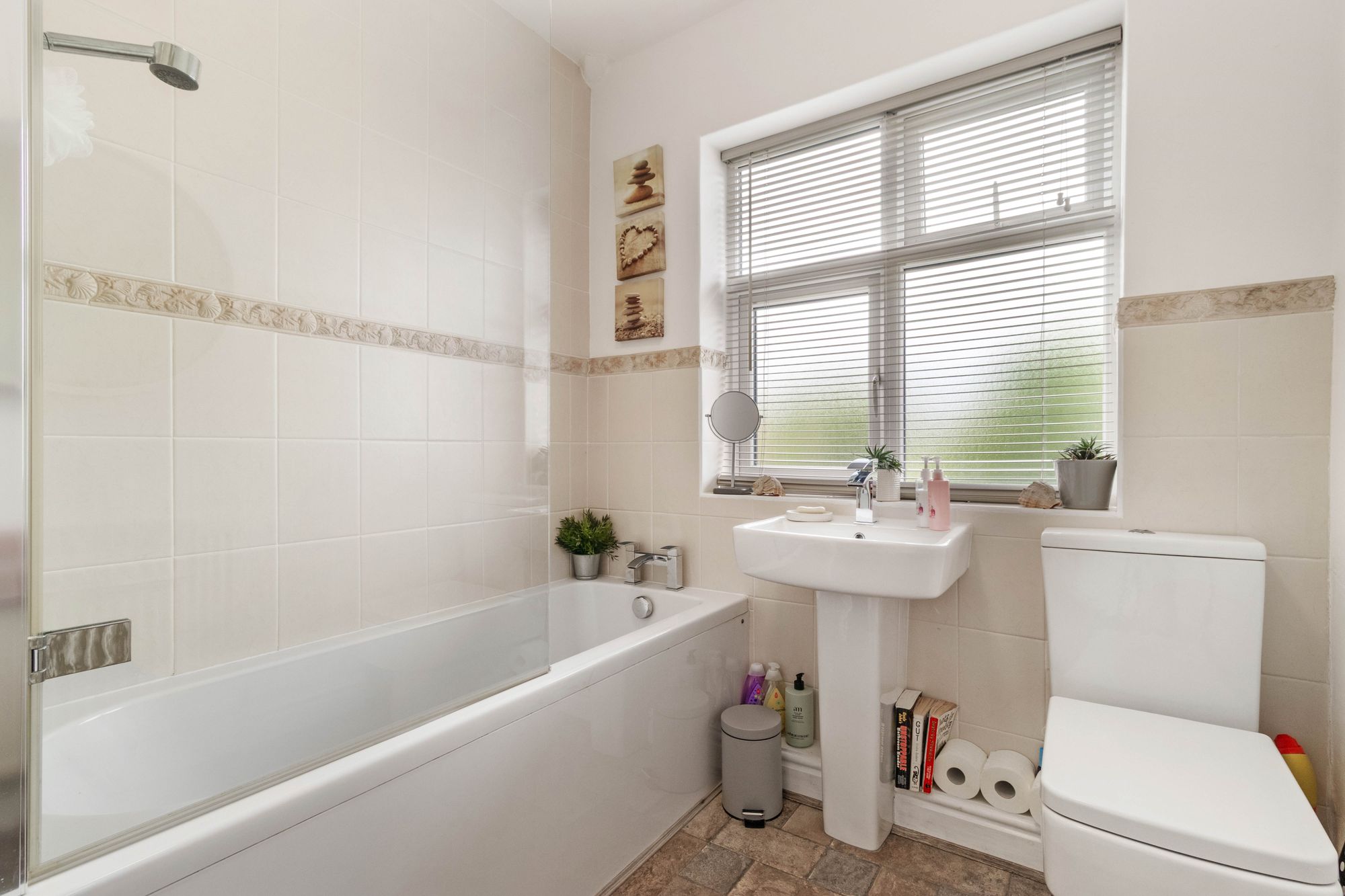 Worsley Road, Walton, WA4
