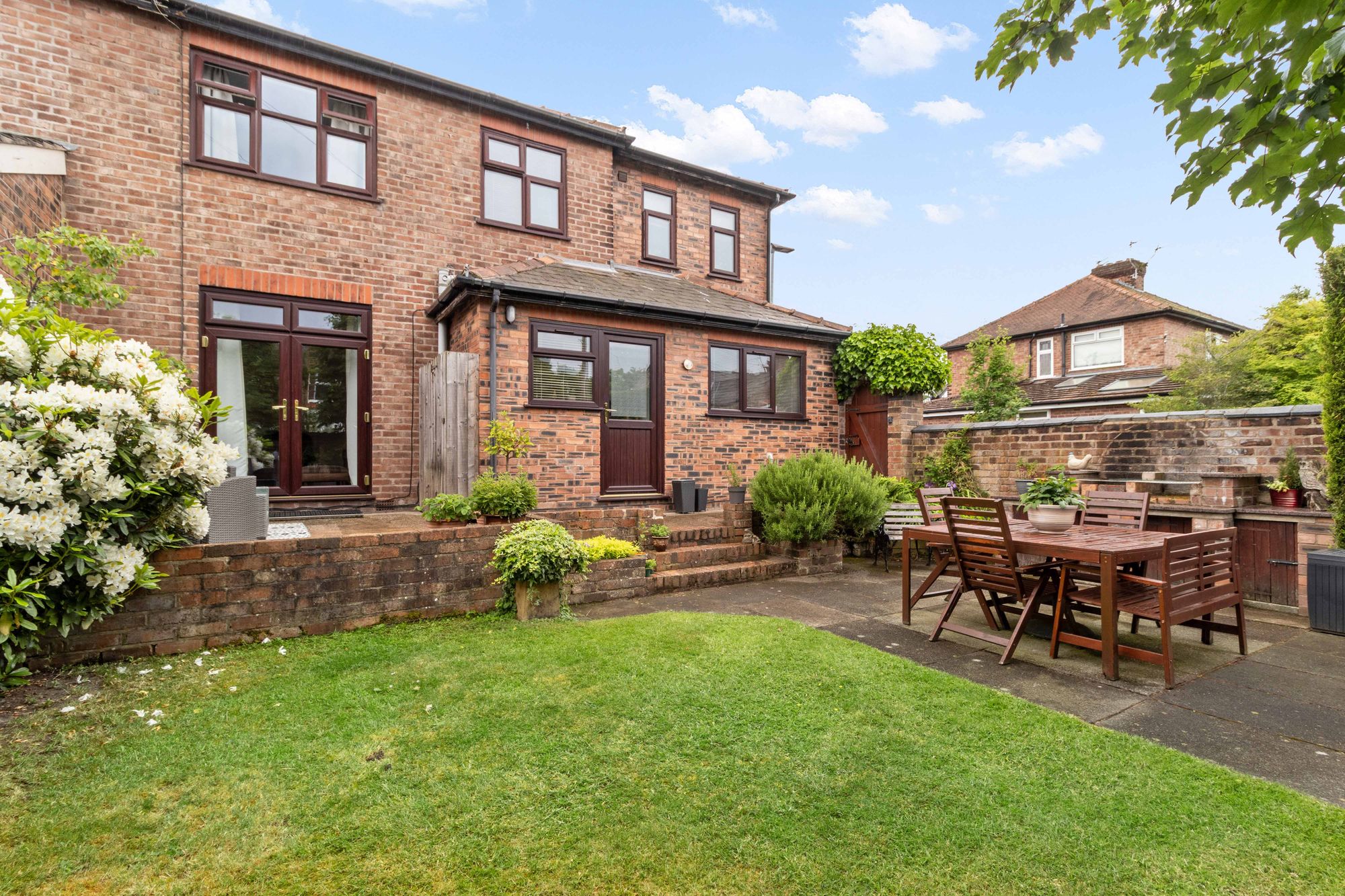 Worsley Road, Walton, WA4