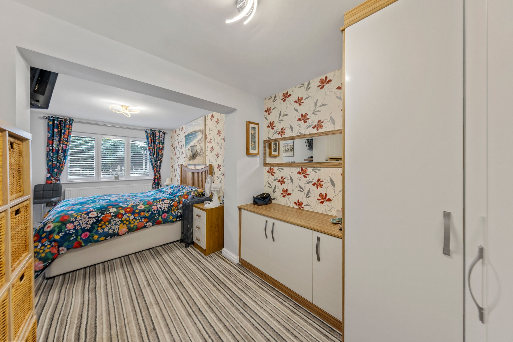 Montrose Close, Fearnhead, WA2
