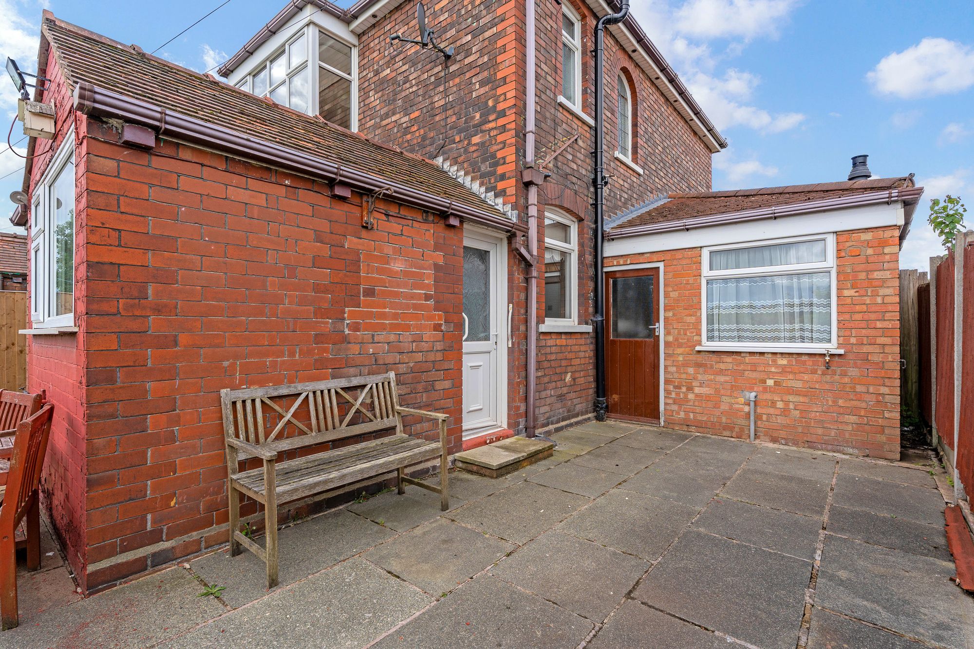 Kingsway, Widnes, WA8