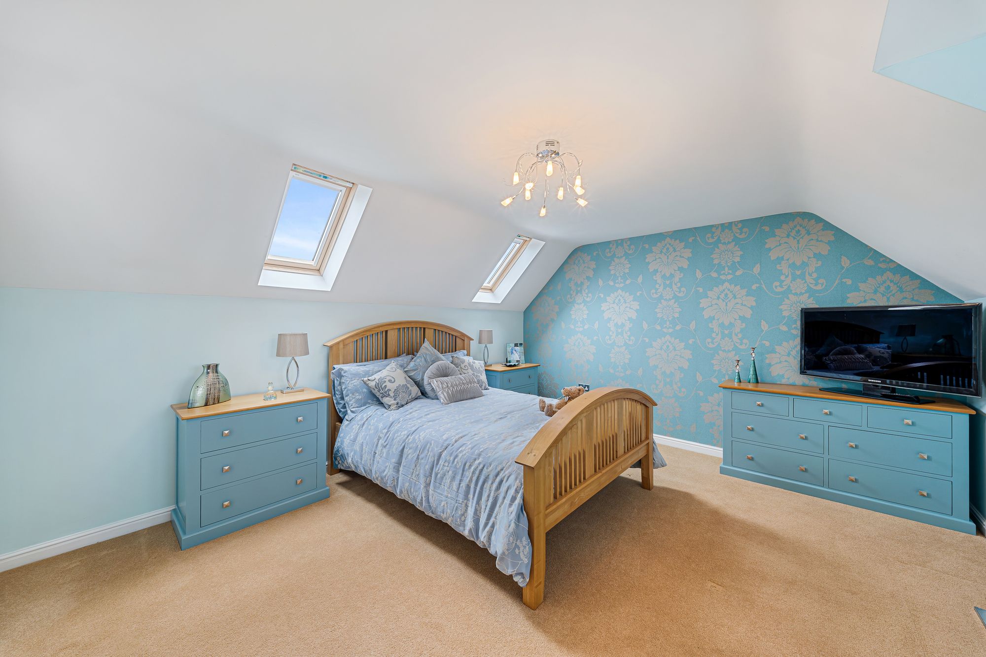Fox Bank Close, Widnes, WA8