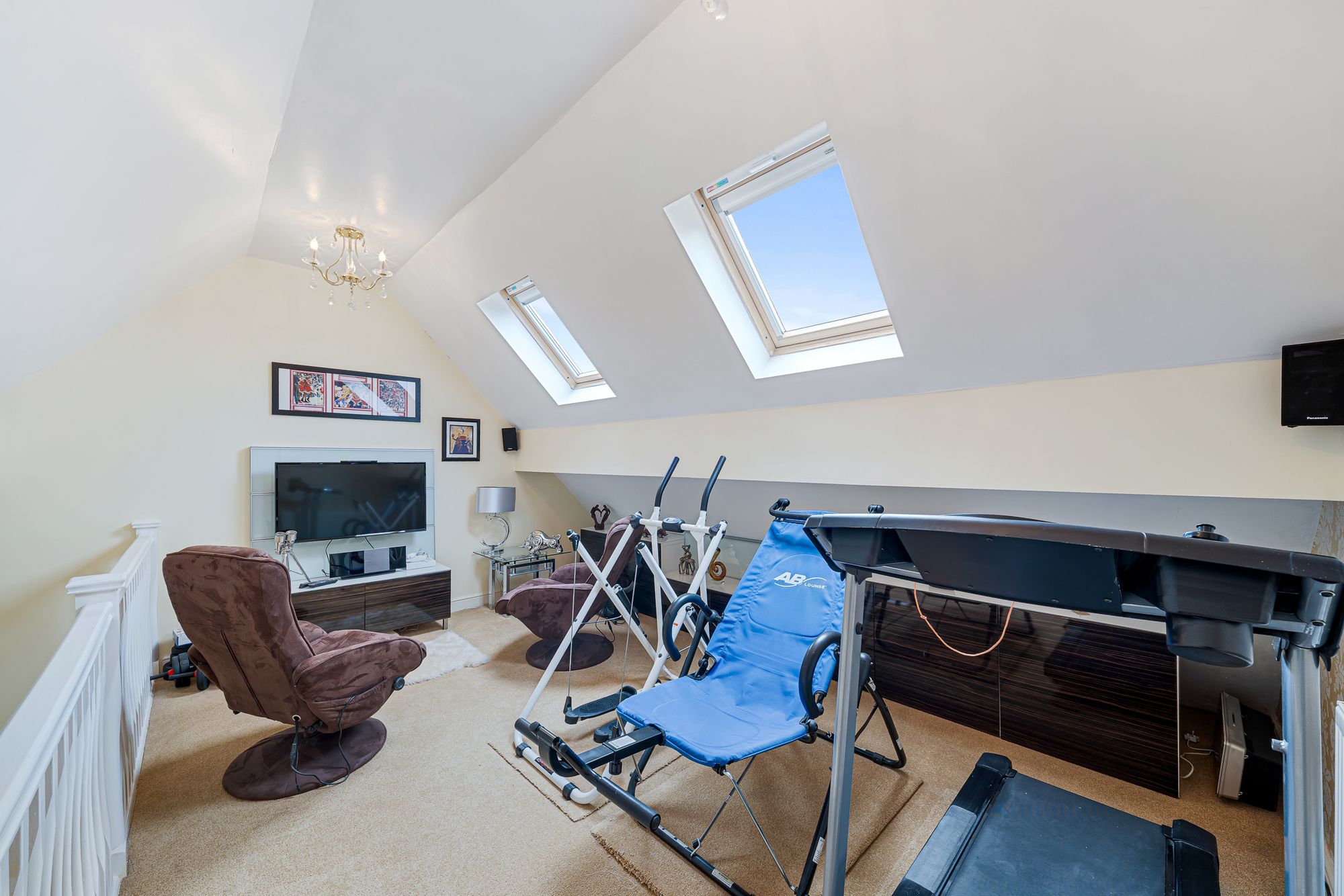 Fox Bank Close, Widnes, WA8
