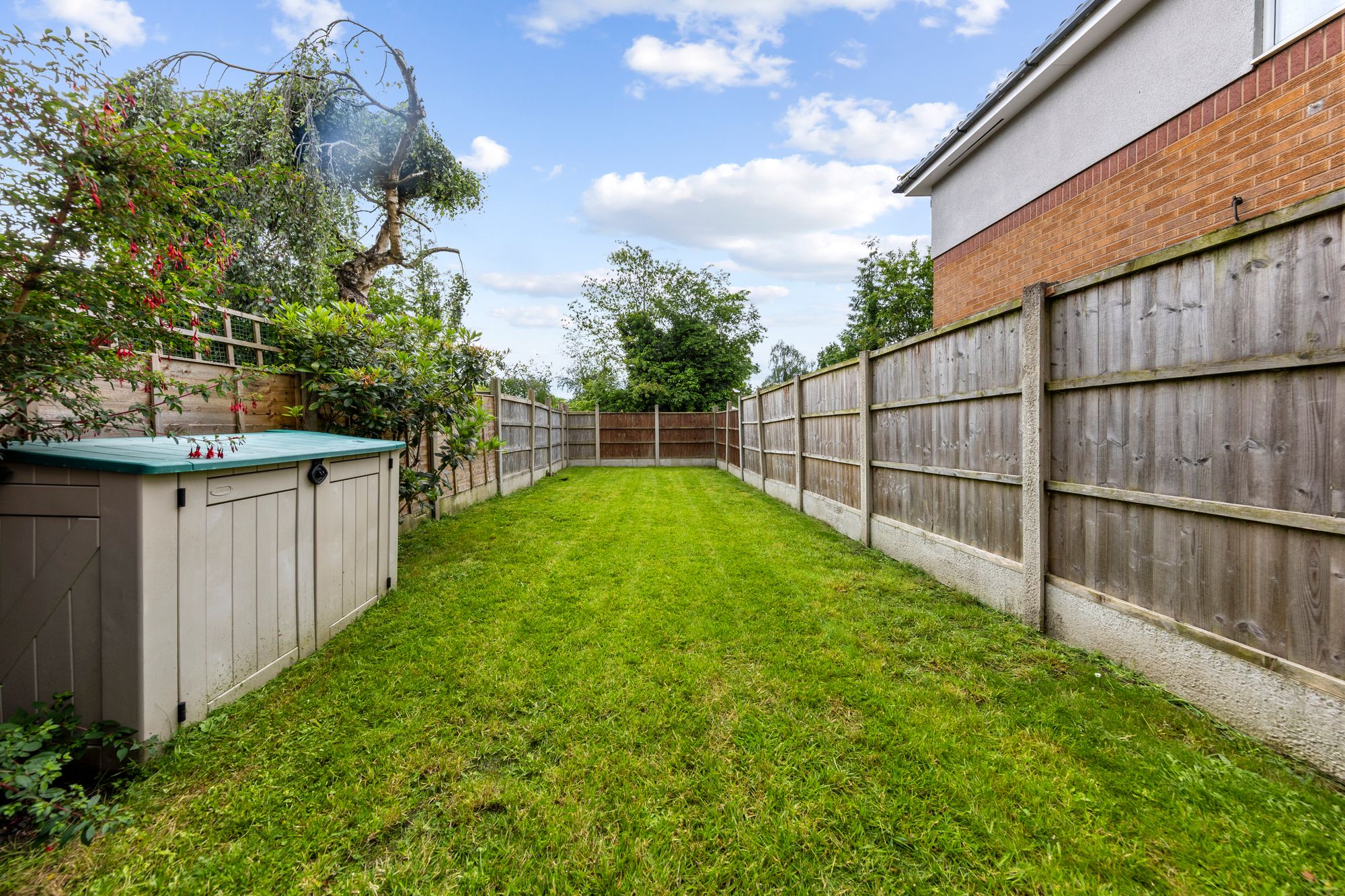Whittlewood Close, Birchwood, WA3
