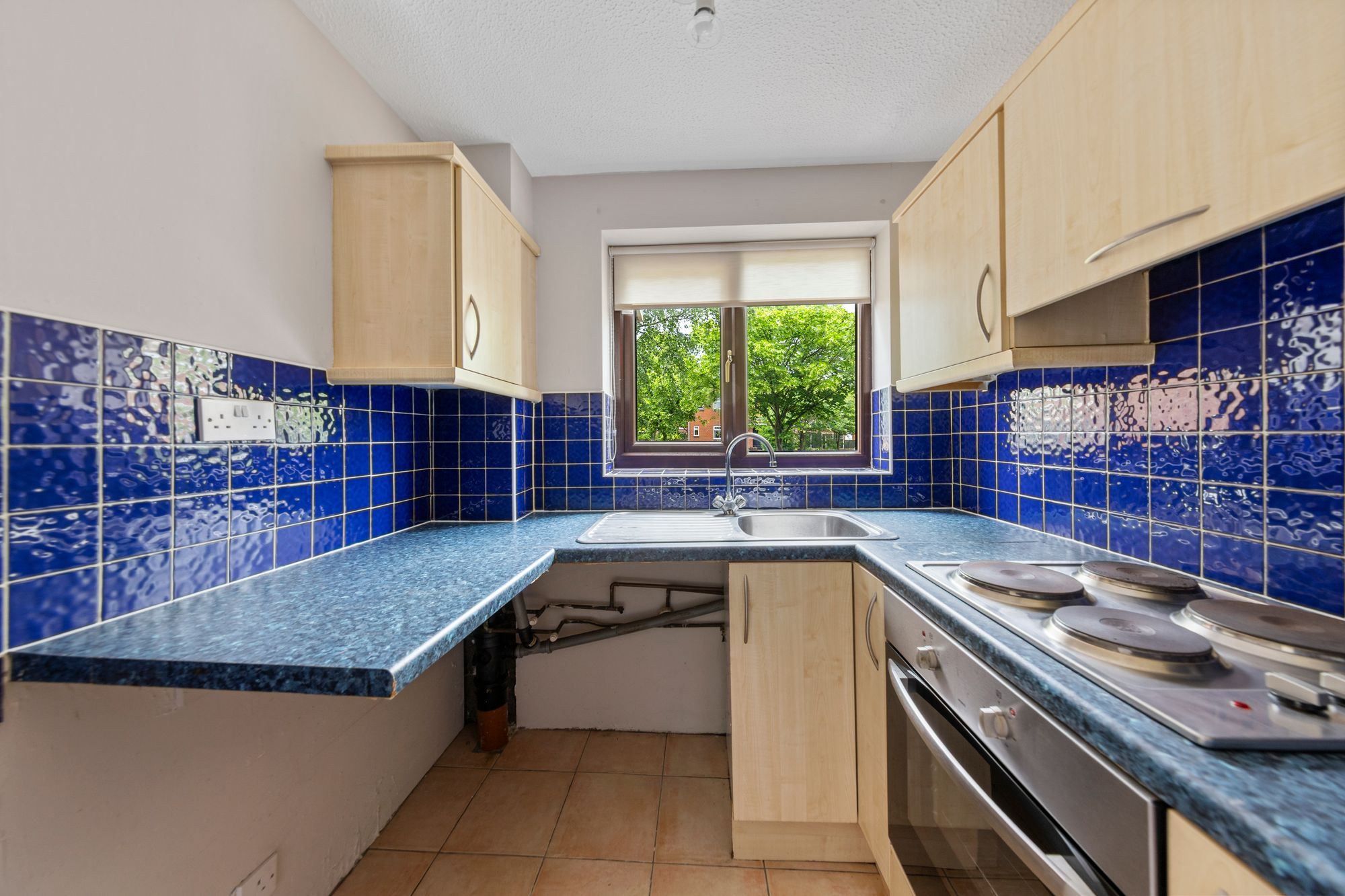 Whittlewood Close, Birchwood, WA3