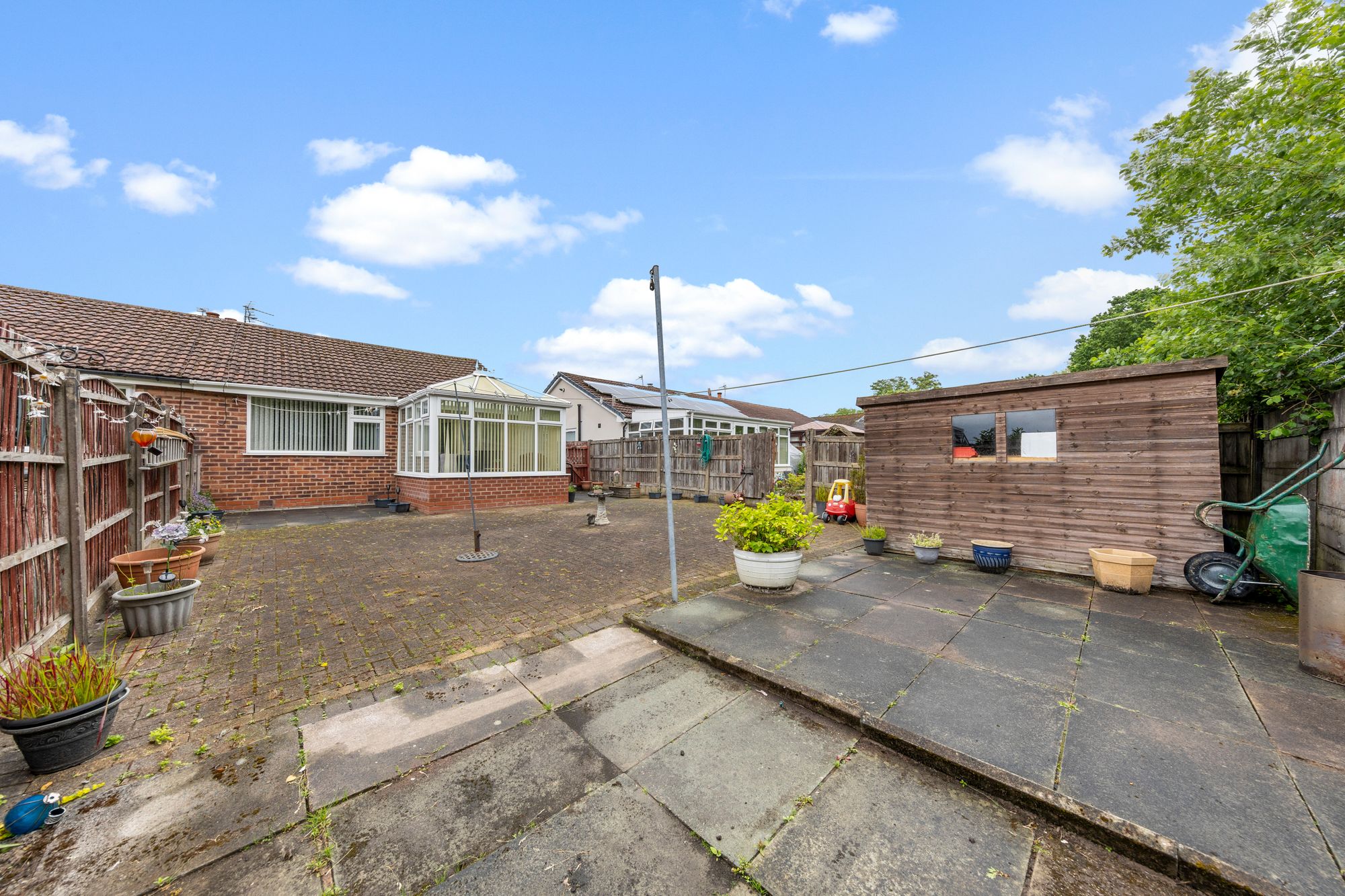 Winfrith Road, Fearnhead, WA2
