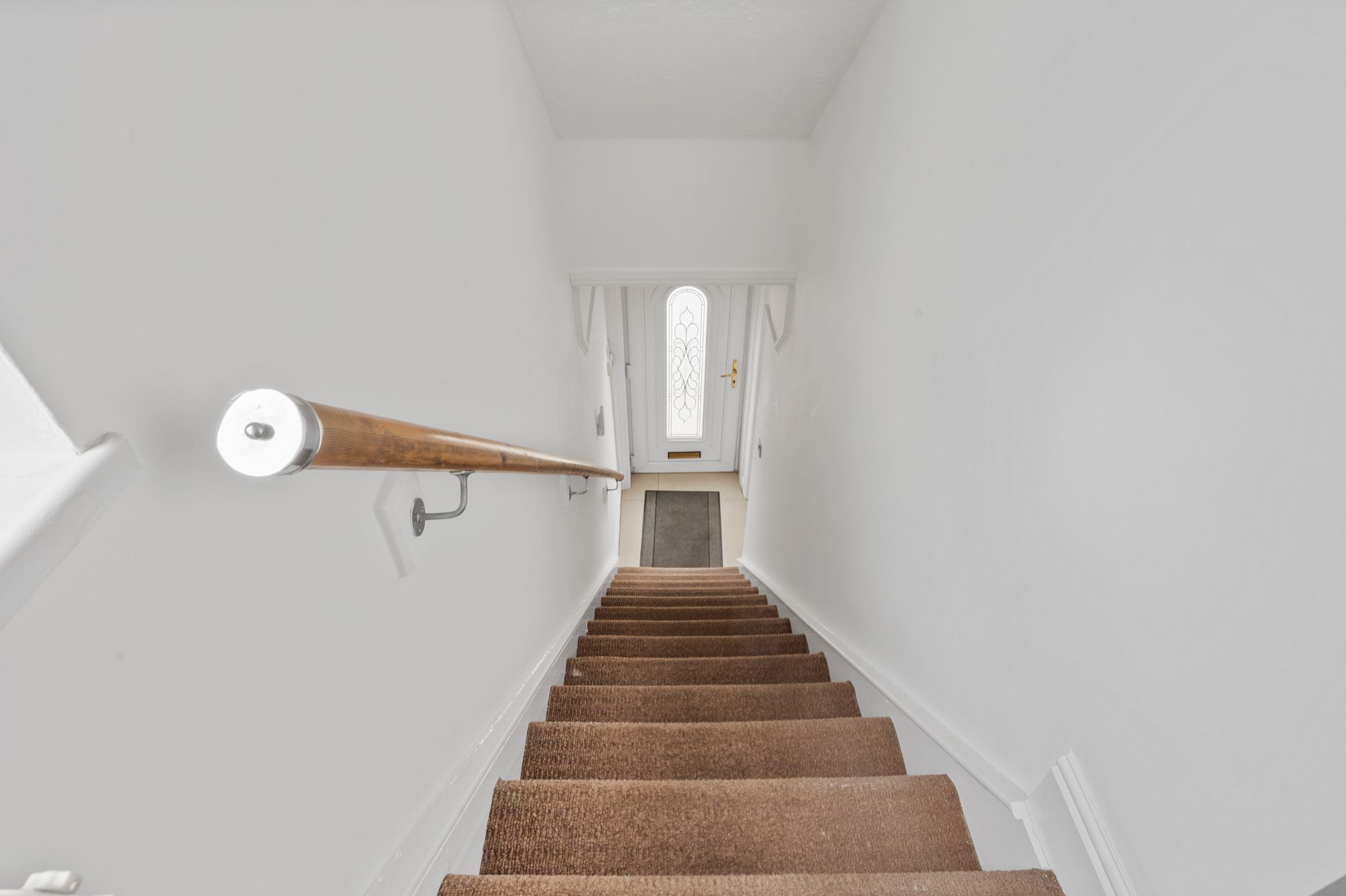 Dragon Lane, Whiston, L35