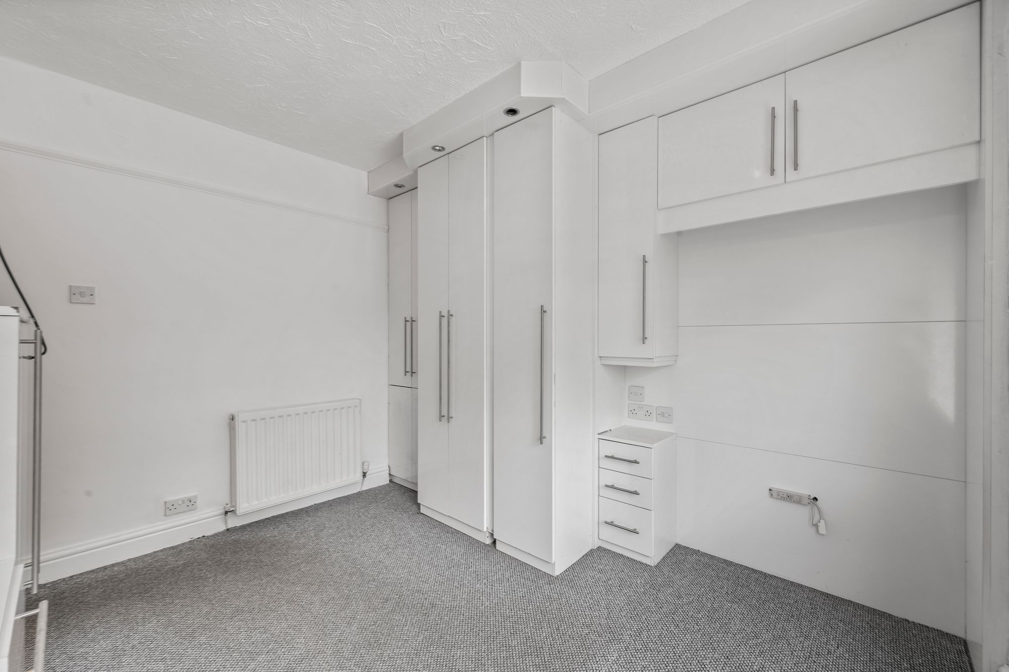 Dragon Lane, Whiston, L35