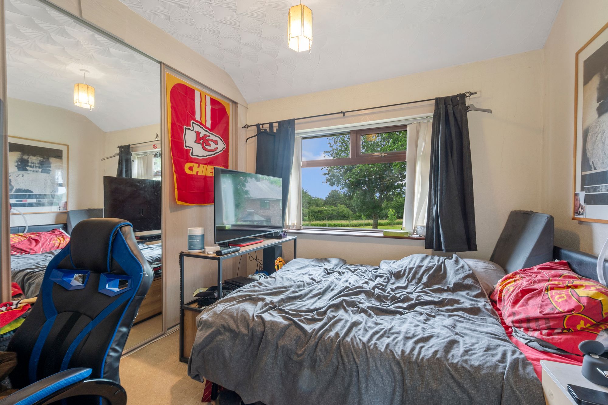 Whiteside Avenue, St. Helens, WA11