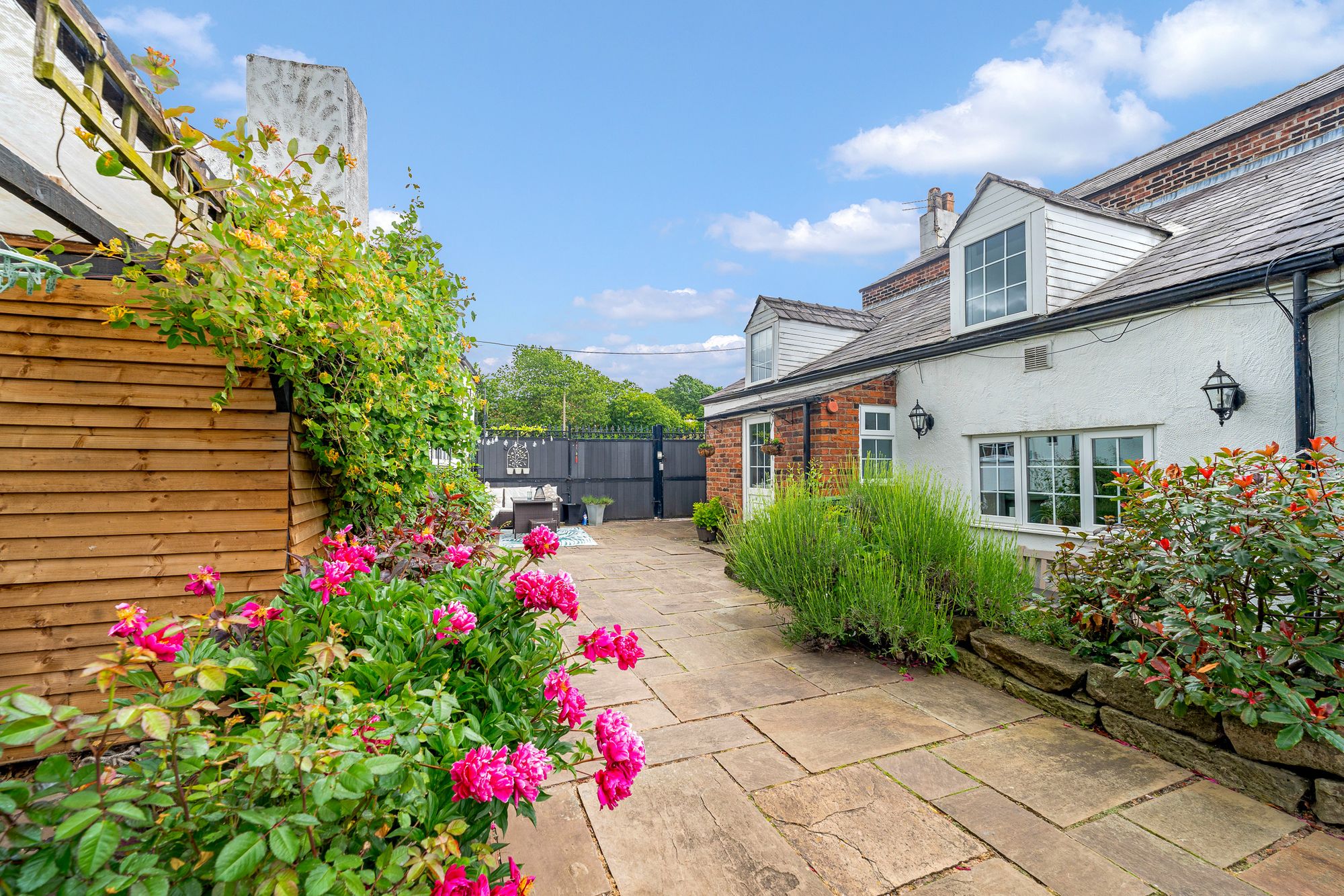 The Wharf, Preston Brook, WA7