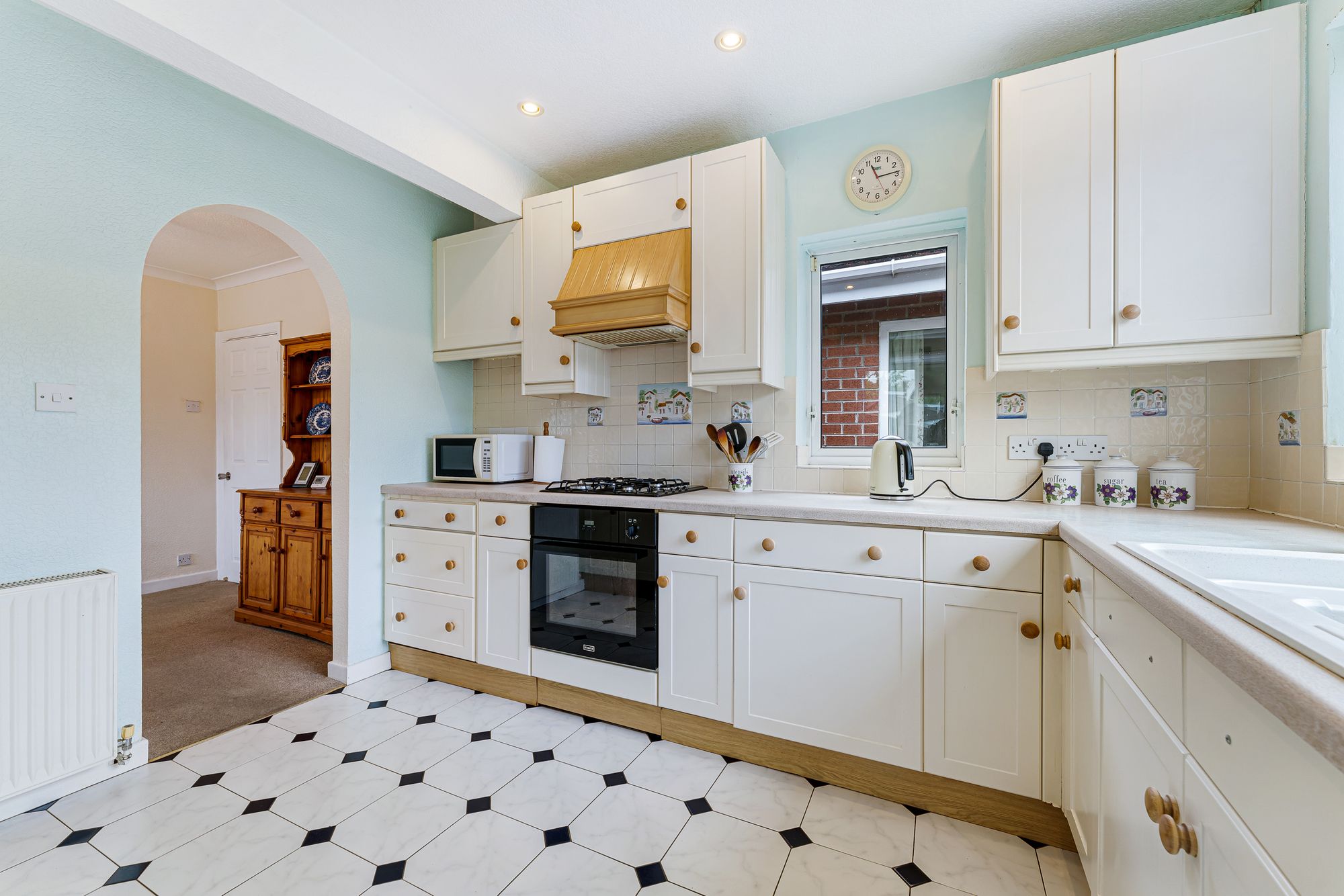 Addison Square, Widnes, WA8