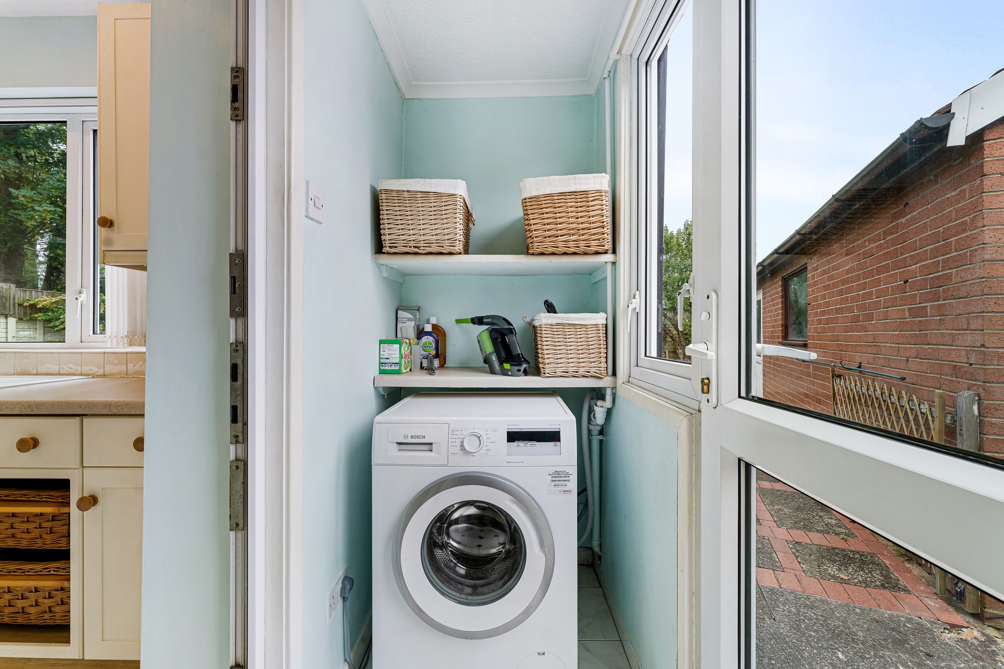 Addison Square, Widnes, WA8