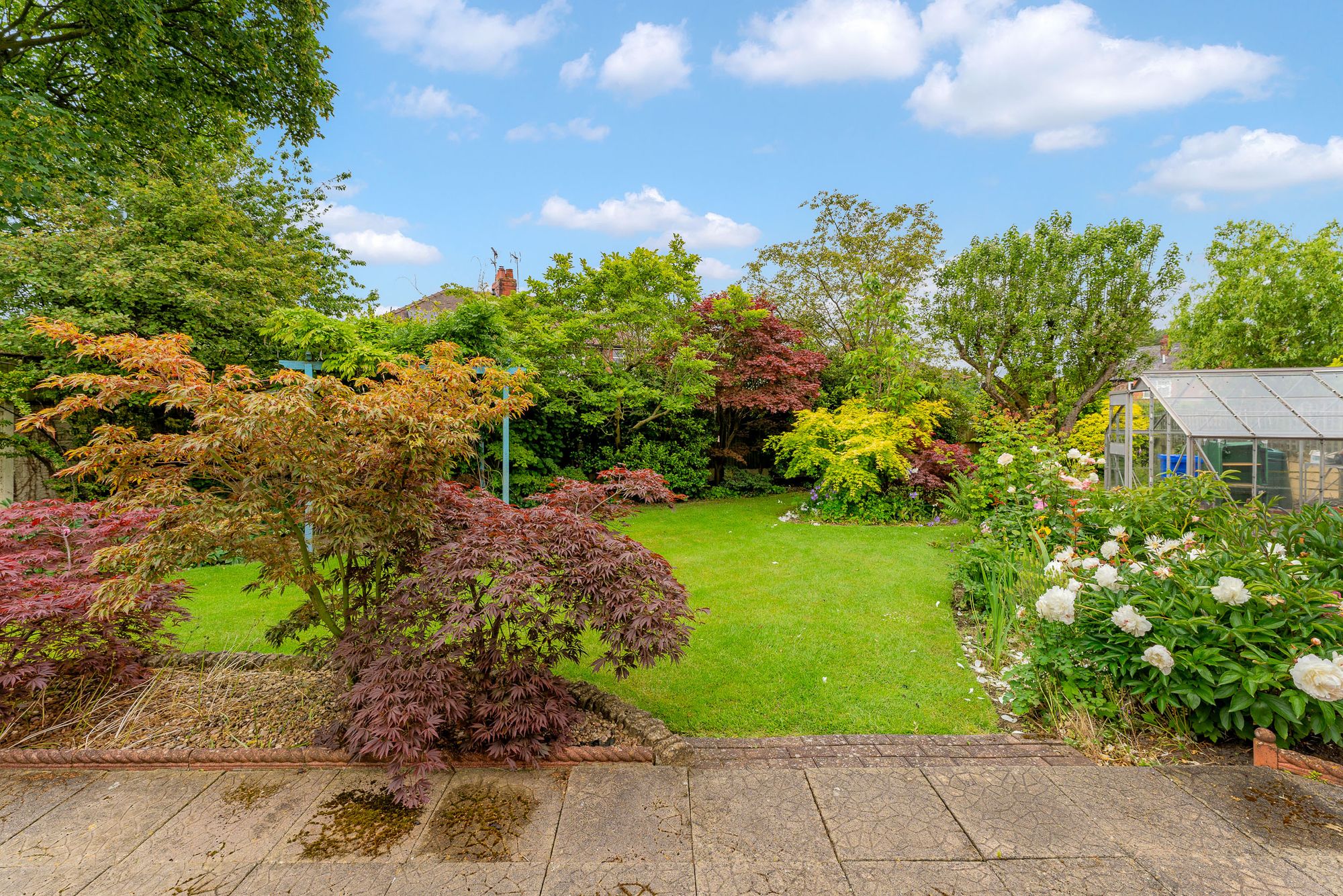 Addison Square, Widnes, WA8