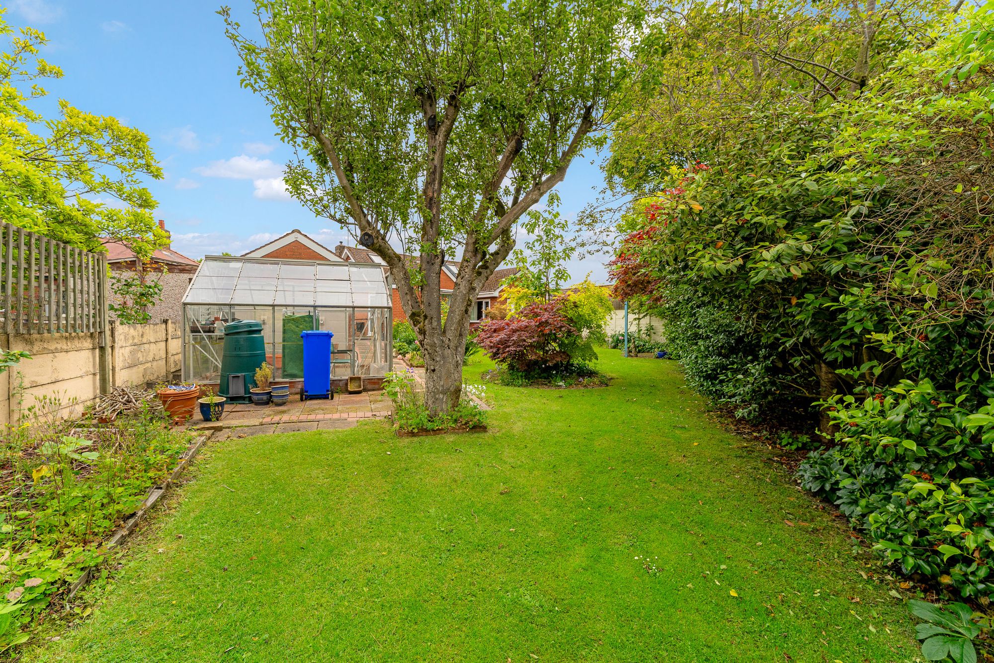 Addison Square, Widnes, WA8