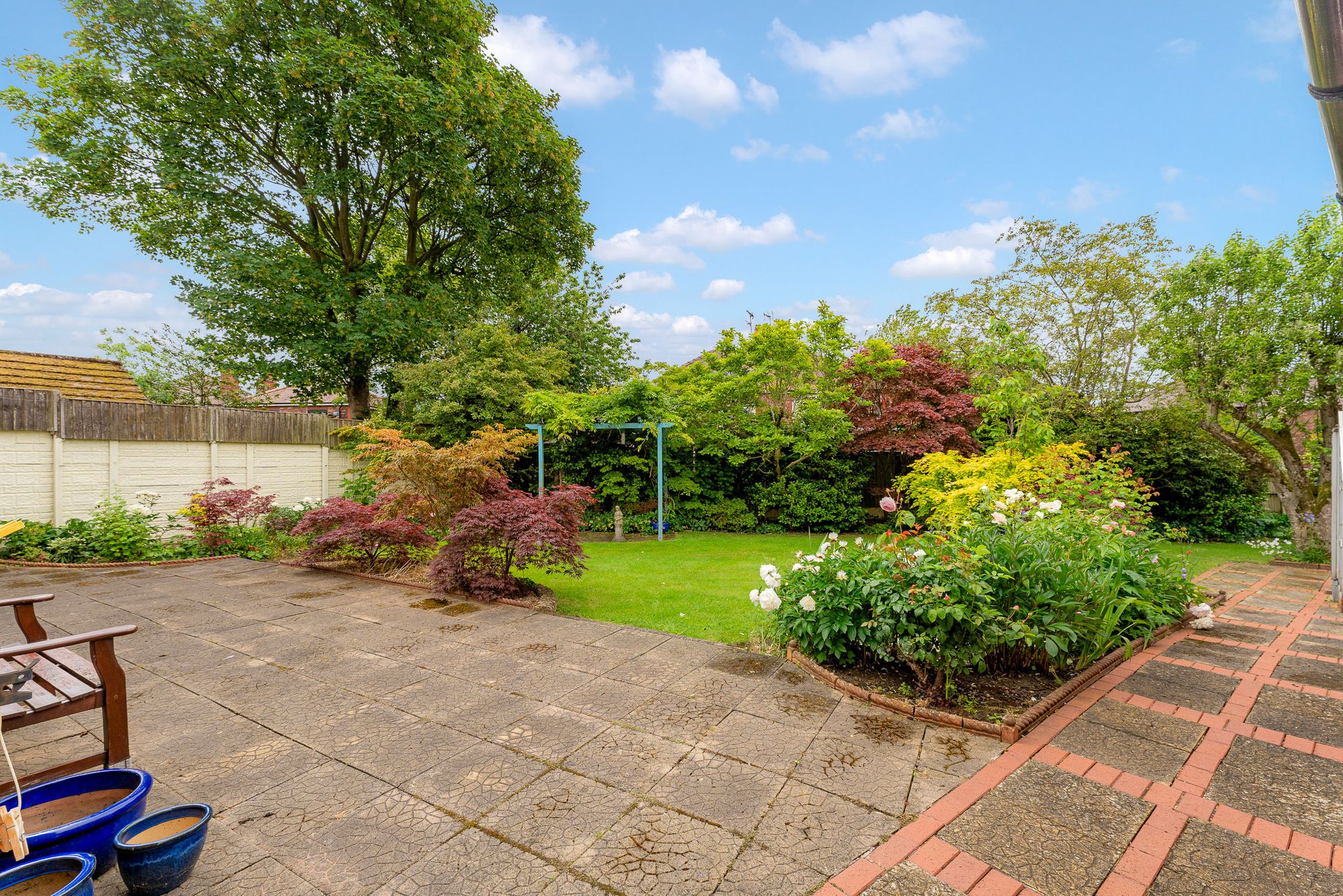 Addison Square, Widnes, WA8