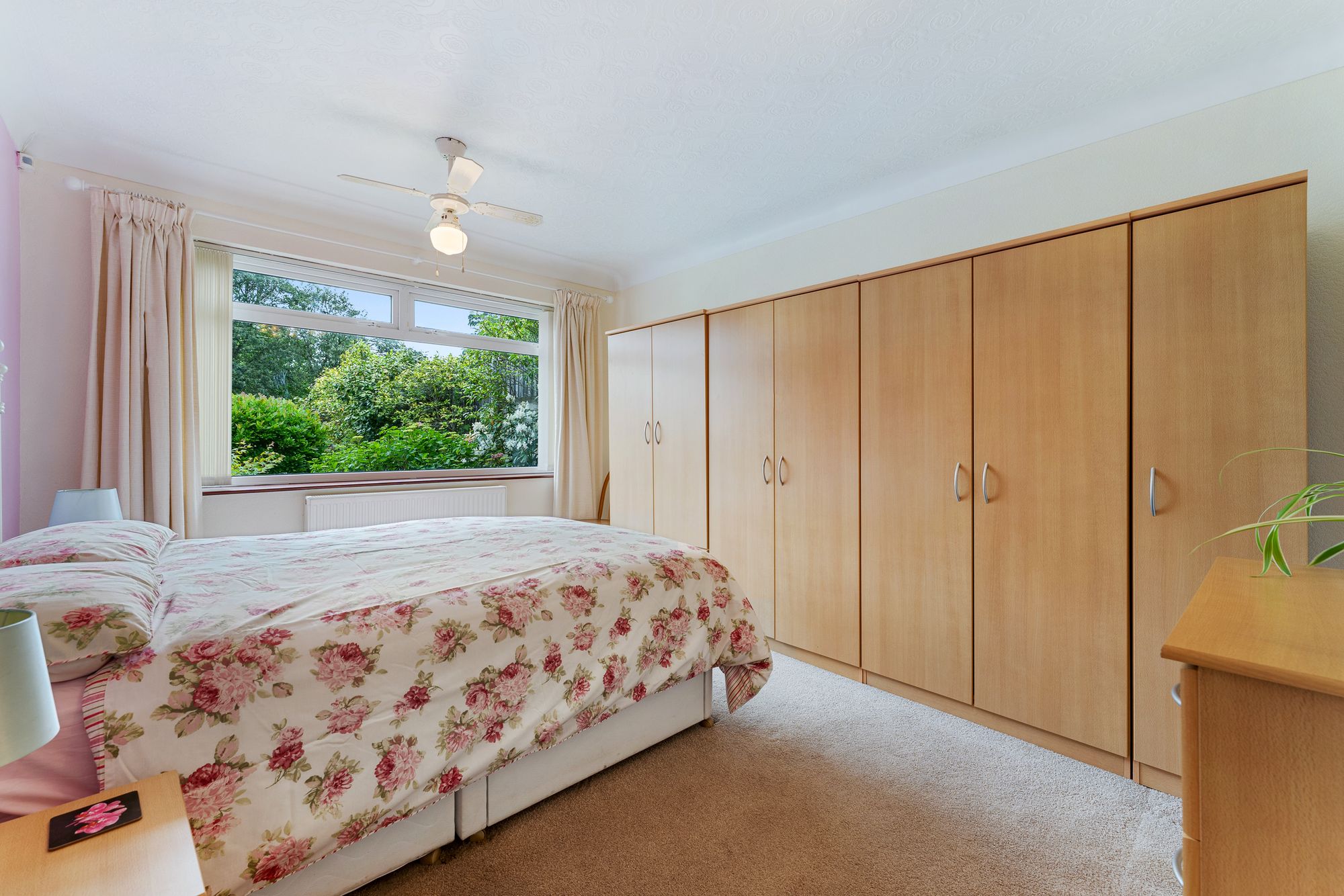 Addison Square, Widnes, WA8