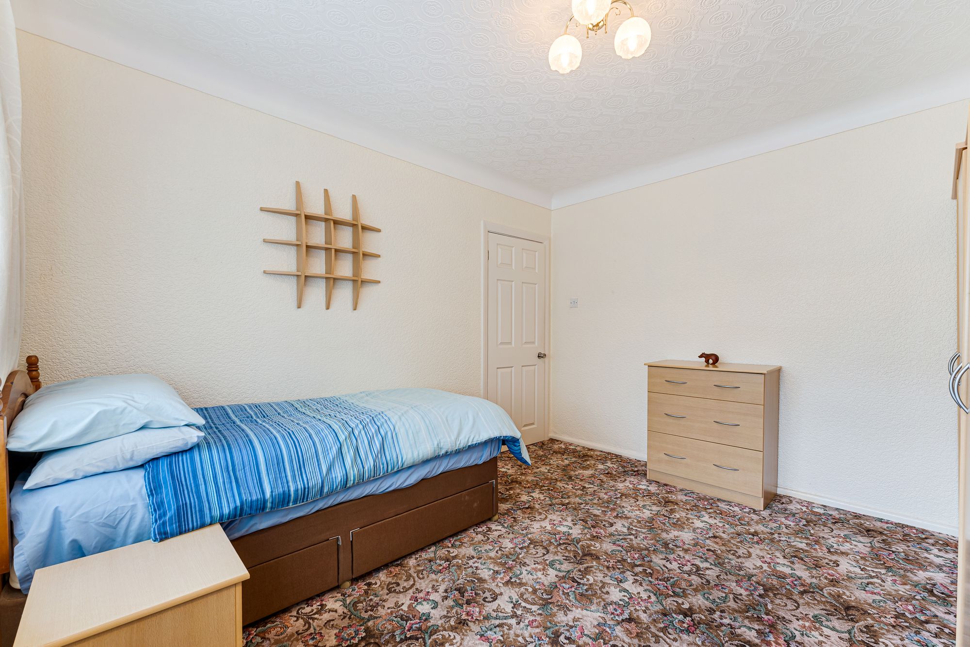 Addison Square, Widnes, WA8