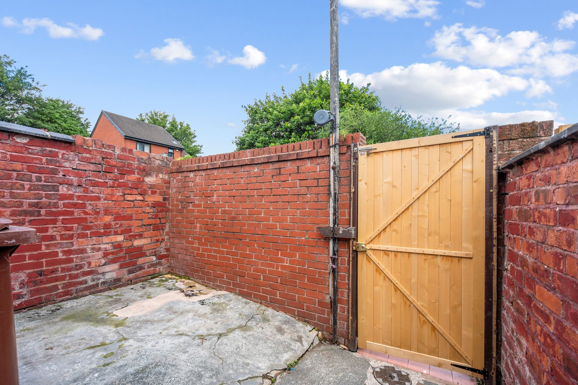 Crispin Street, St. Helens, WA10