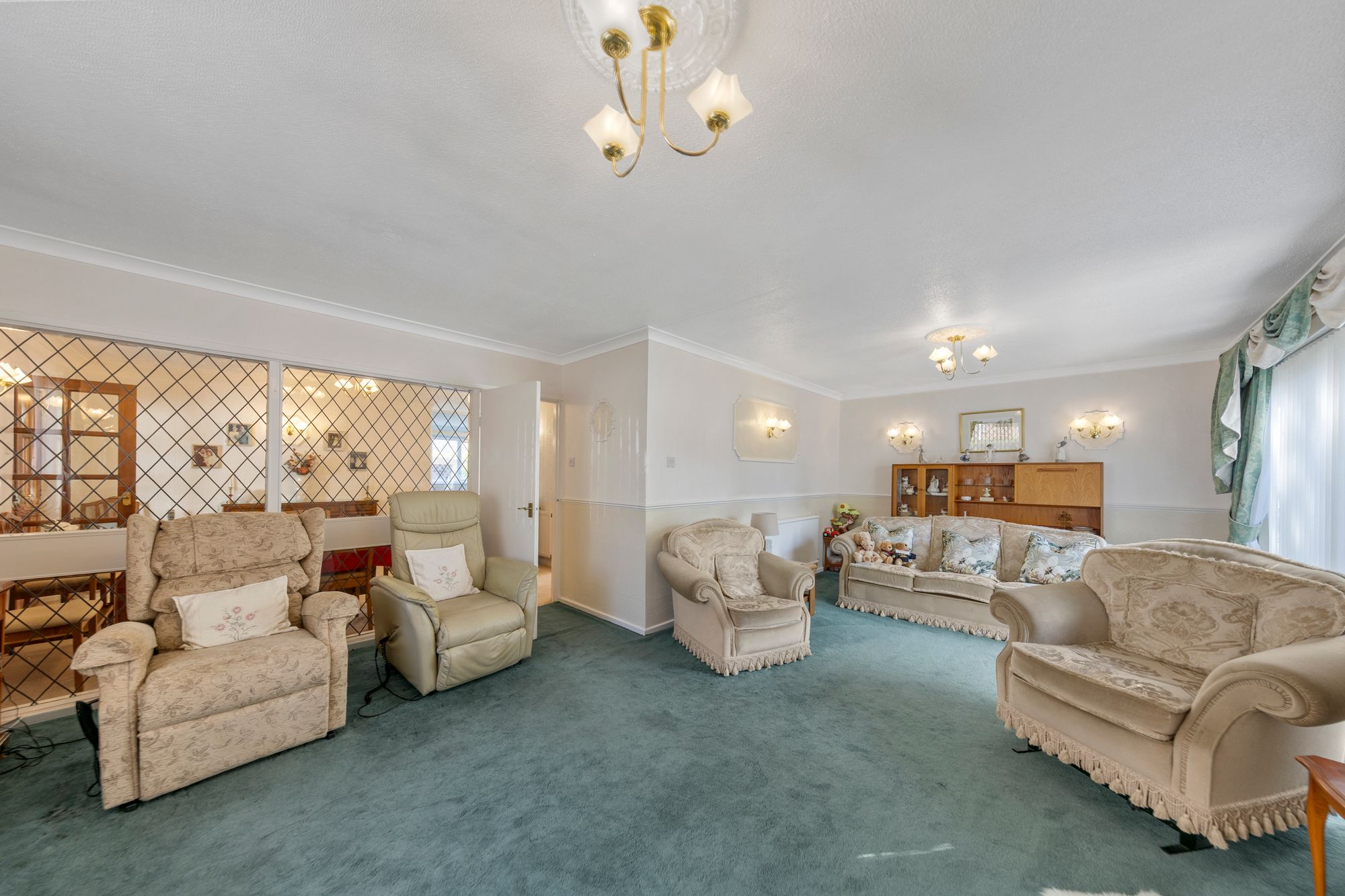 Jackson Avenue, Culcheth, WA3