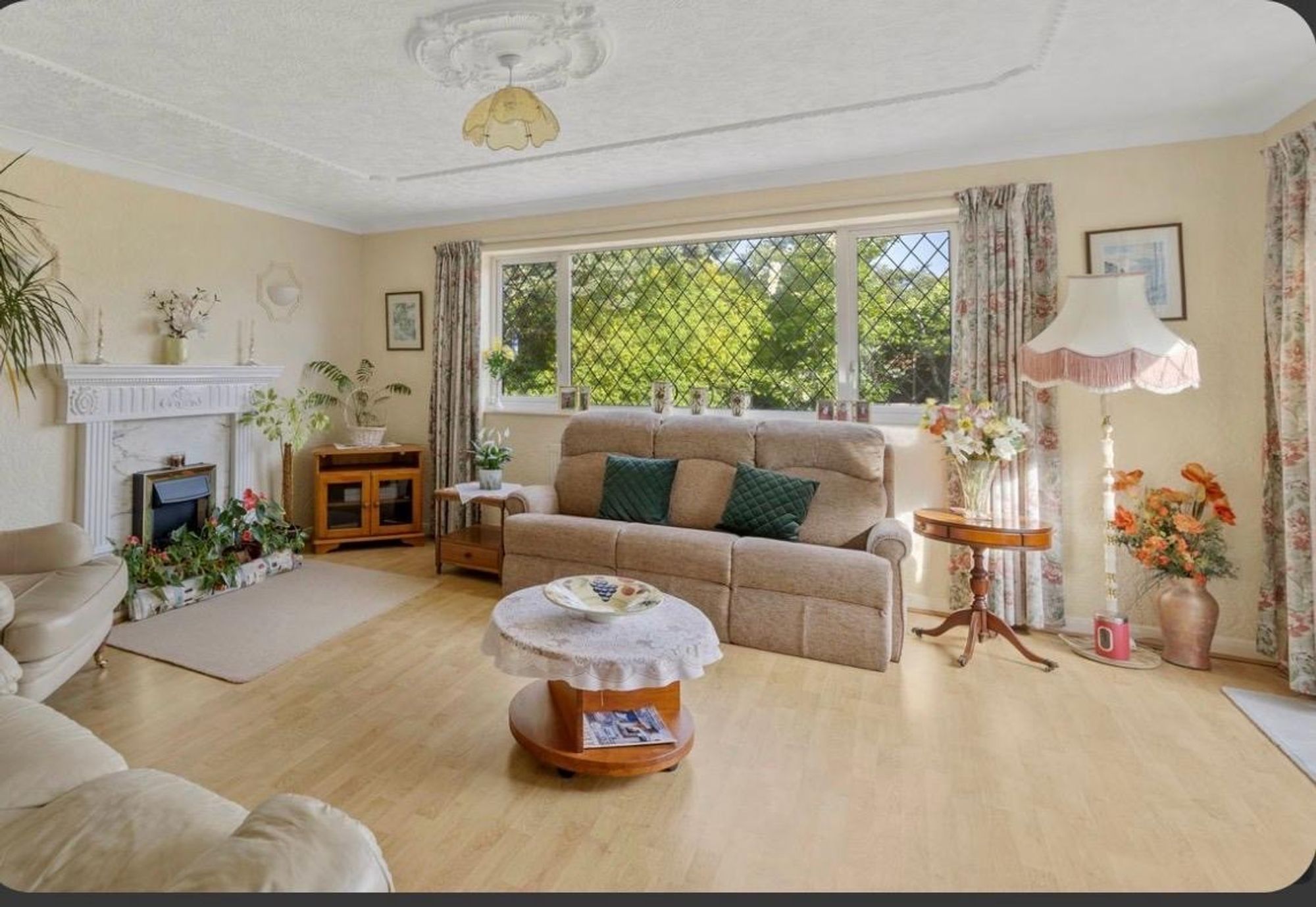 Jackson Avenue, Culcheth, WA3