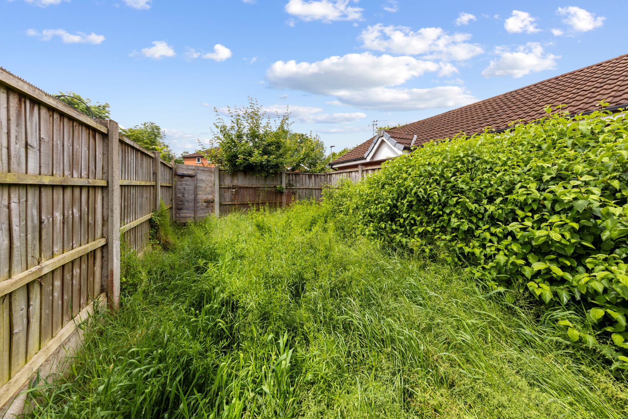 Ashdown Lane, Birchwood, WA3