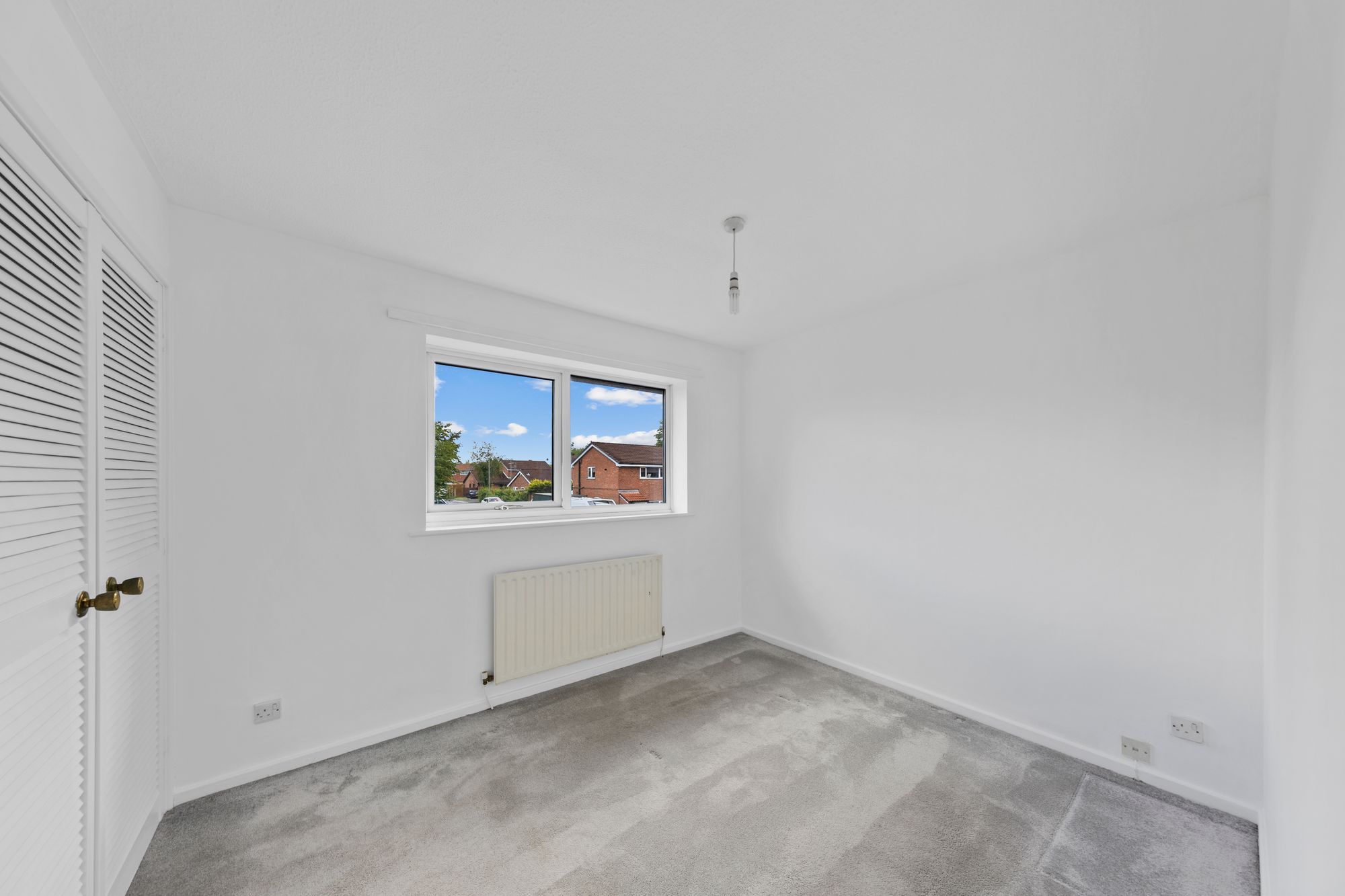 Ashdown Lane, Birchwood, WA3