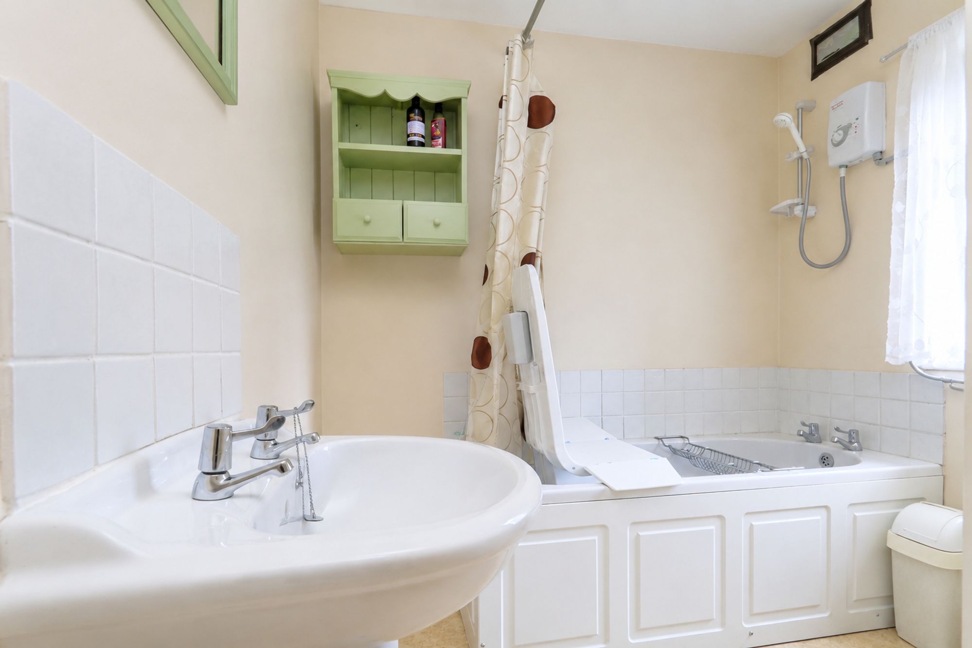 a2a5a0e5-0987-4417-9e81-fcfe8ce509ec