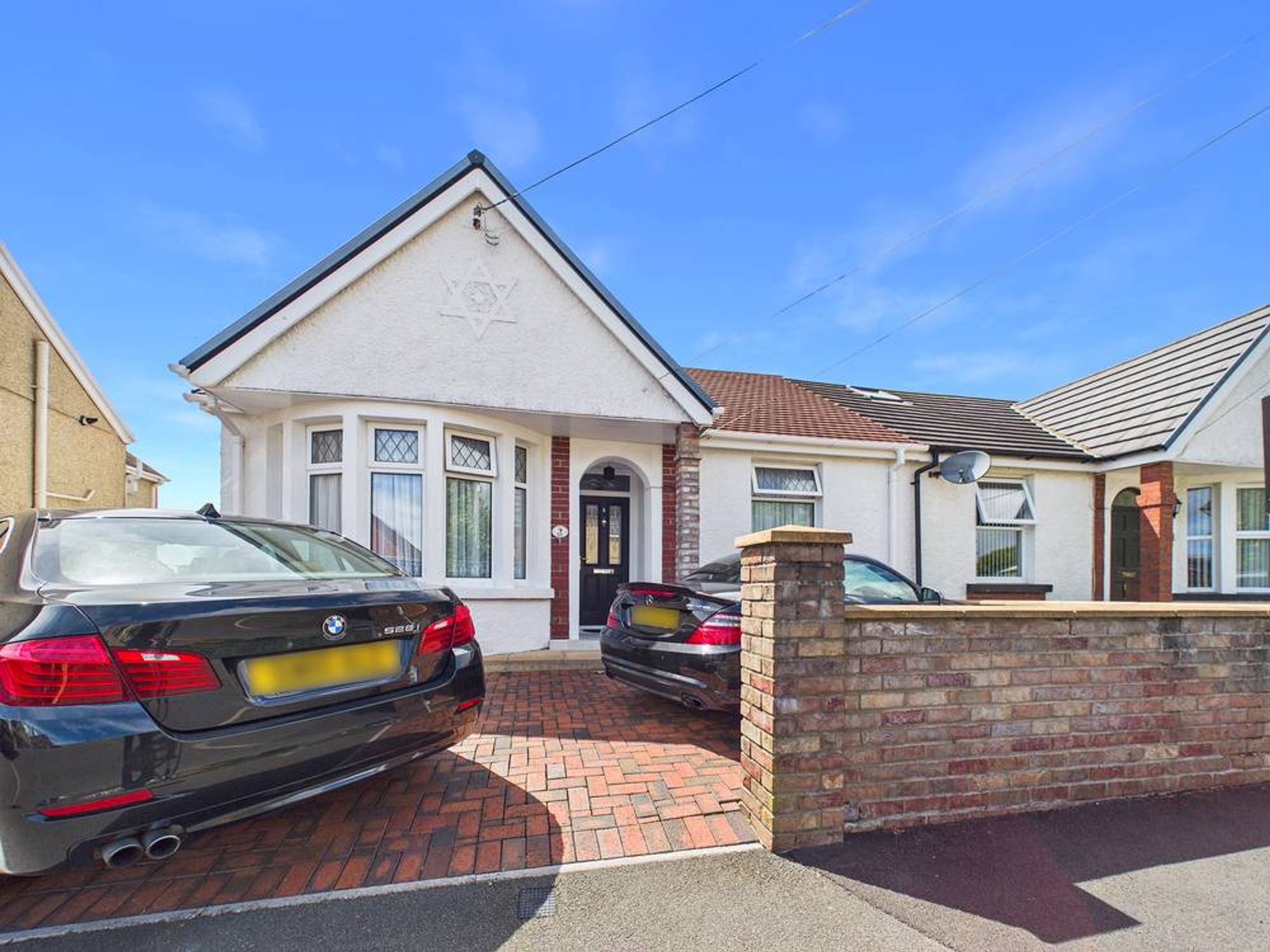 Pencaecrwn Road, Gorseinon, SA4