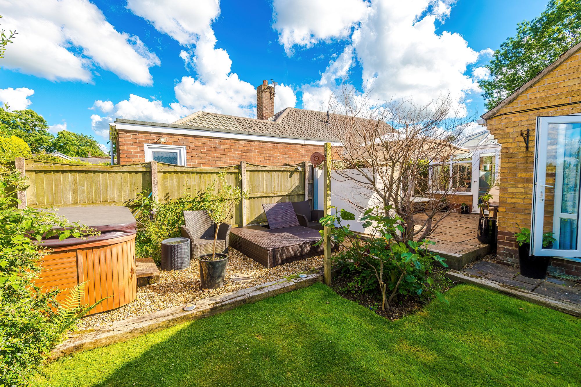 Highfield Avenue, Appleton, WA4