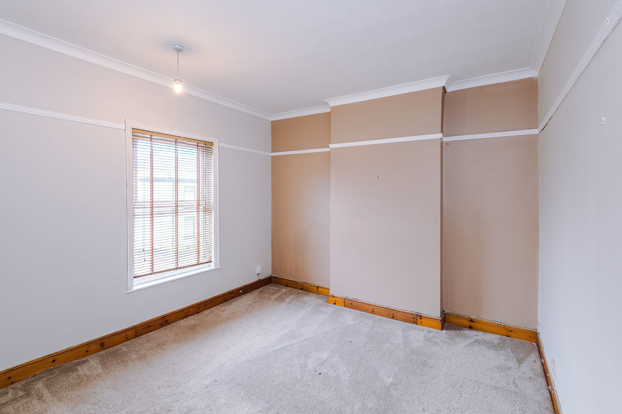 The Avenue, Leigh, WN7