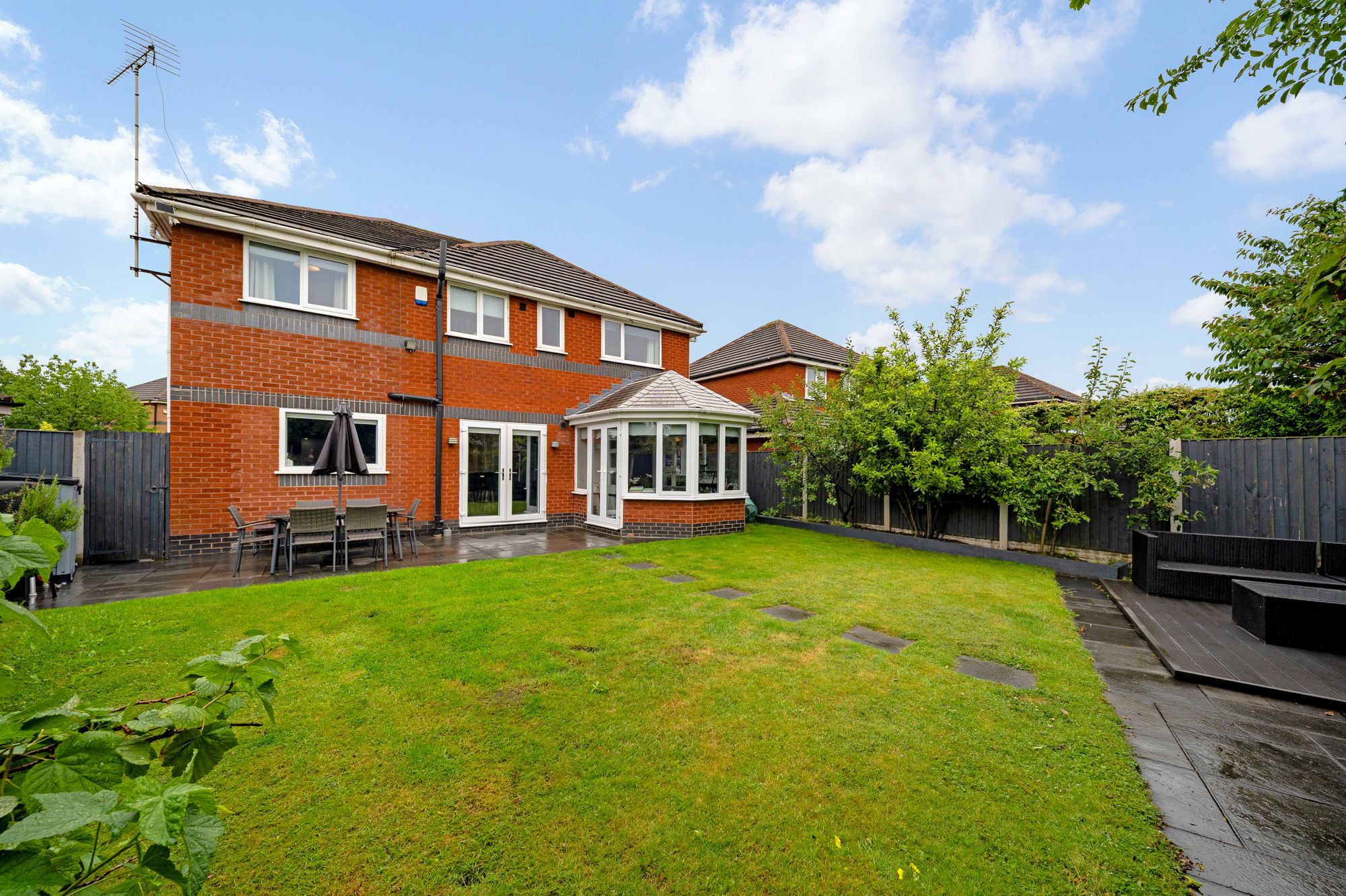 Burns Close, Liverpool, L16