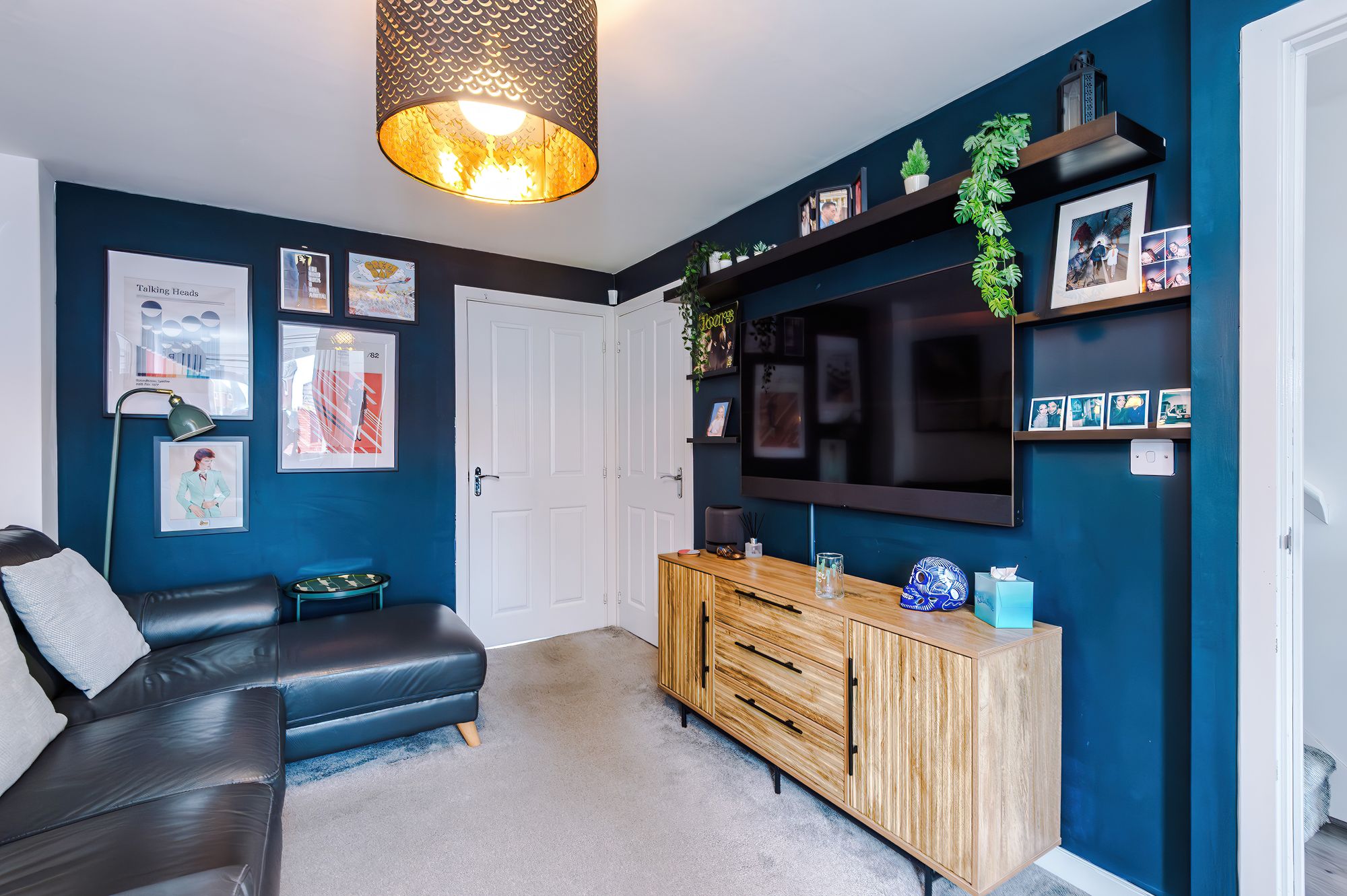 Glastonbury Avenue, Lowton, WA3