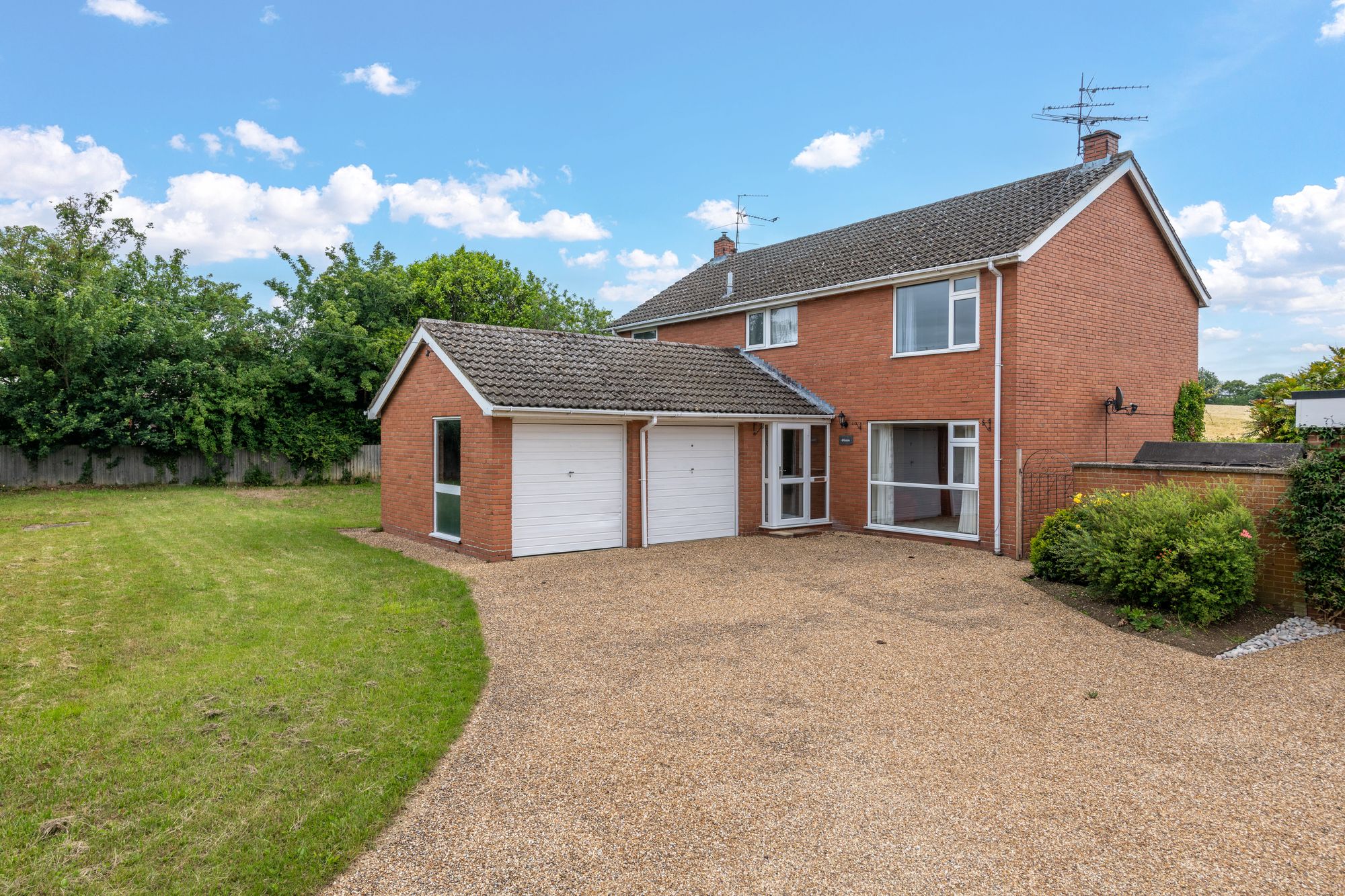 Mole Hill, Wickhambrook, CB8