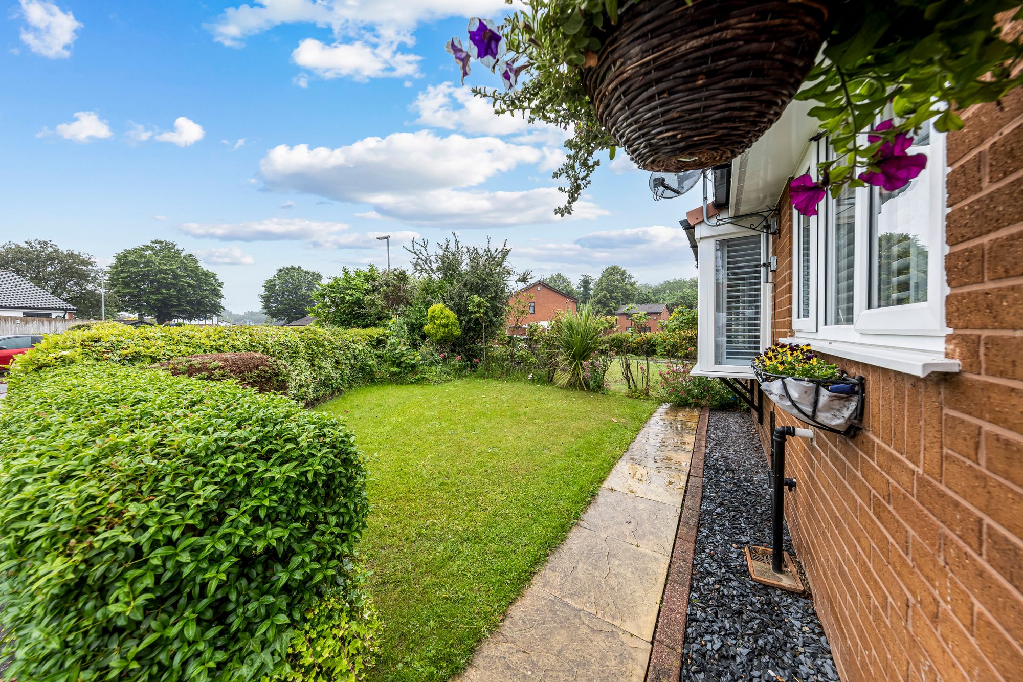 Montrose Close, Fearnhead, WA2