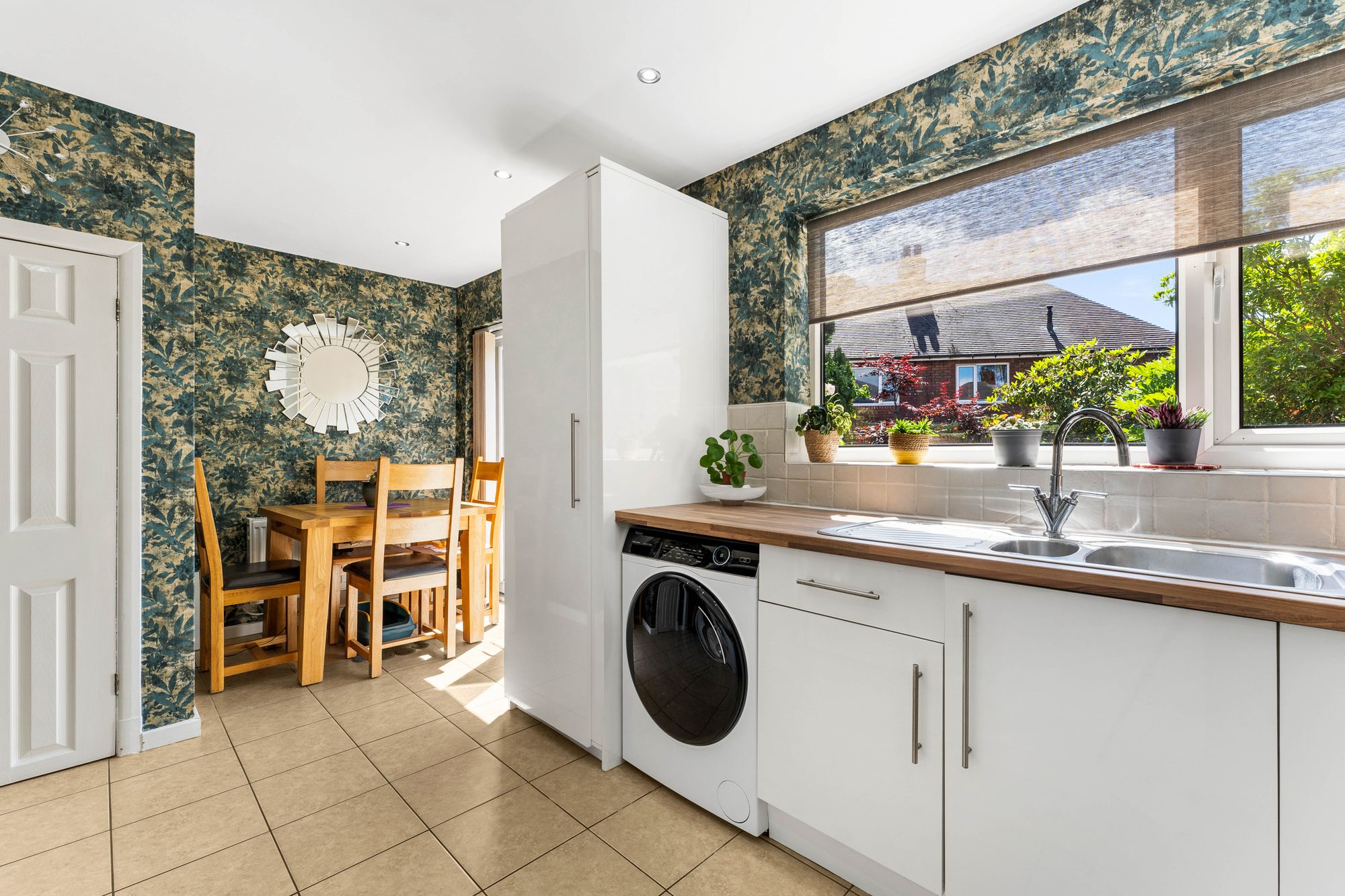 Princes Avenue, Tyldesley, M29