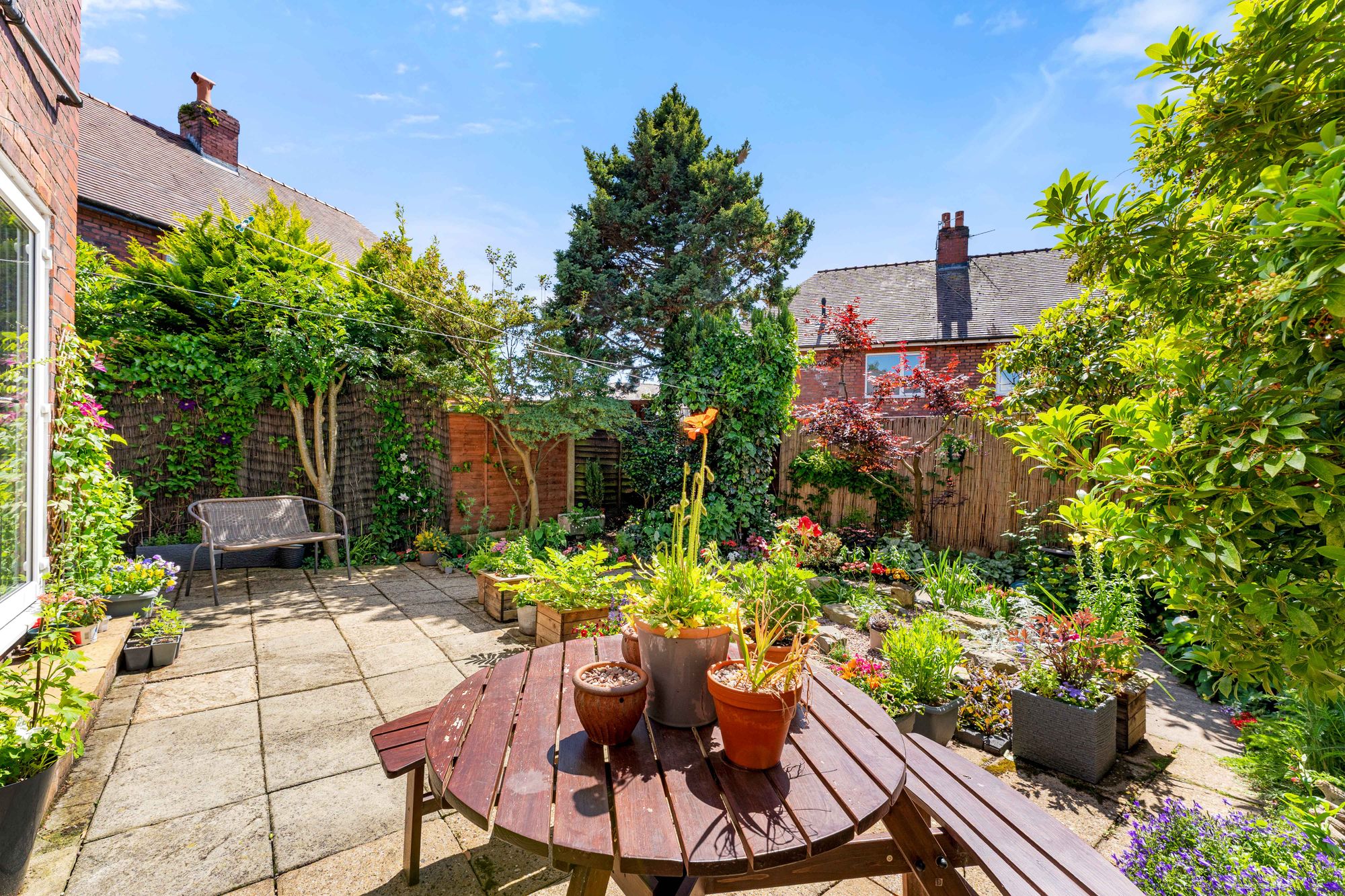 Princes Avenue, Tyldesley, M29
